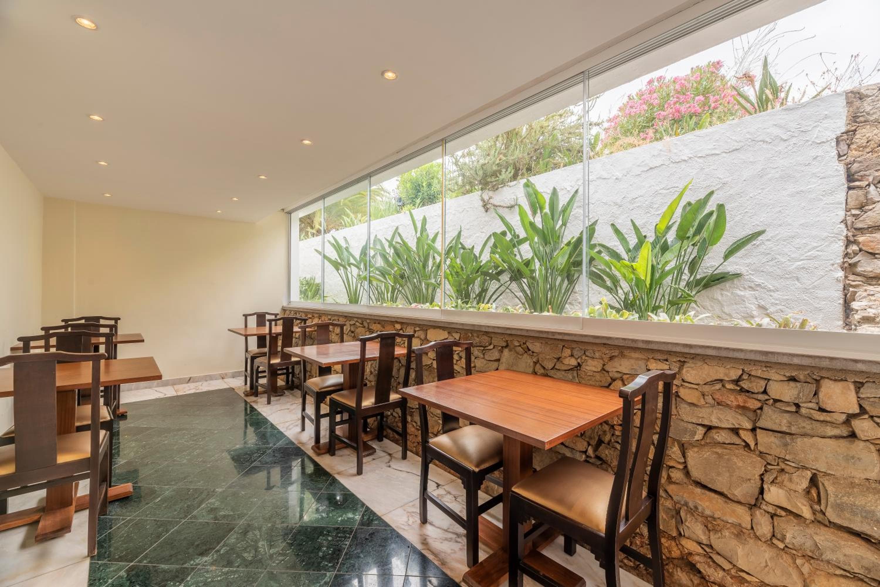 Carvoeiro Garden Hotel