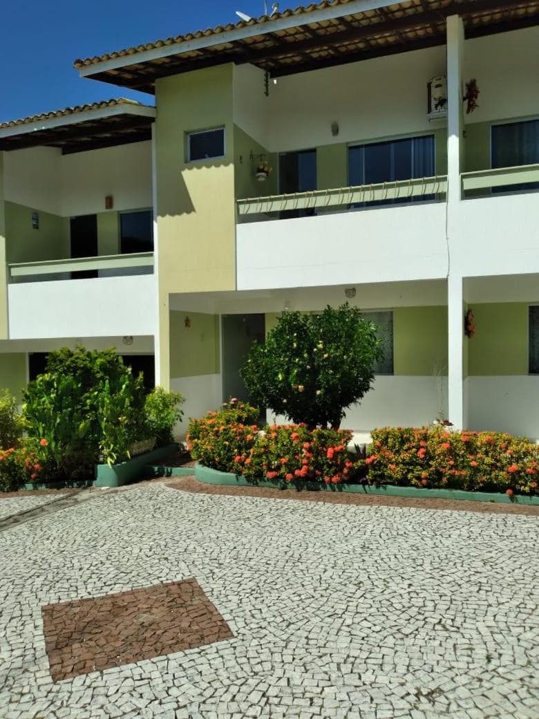 condominio moradas de guarajuba