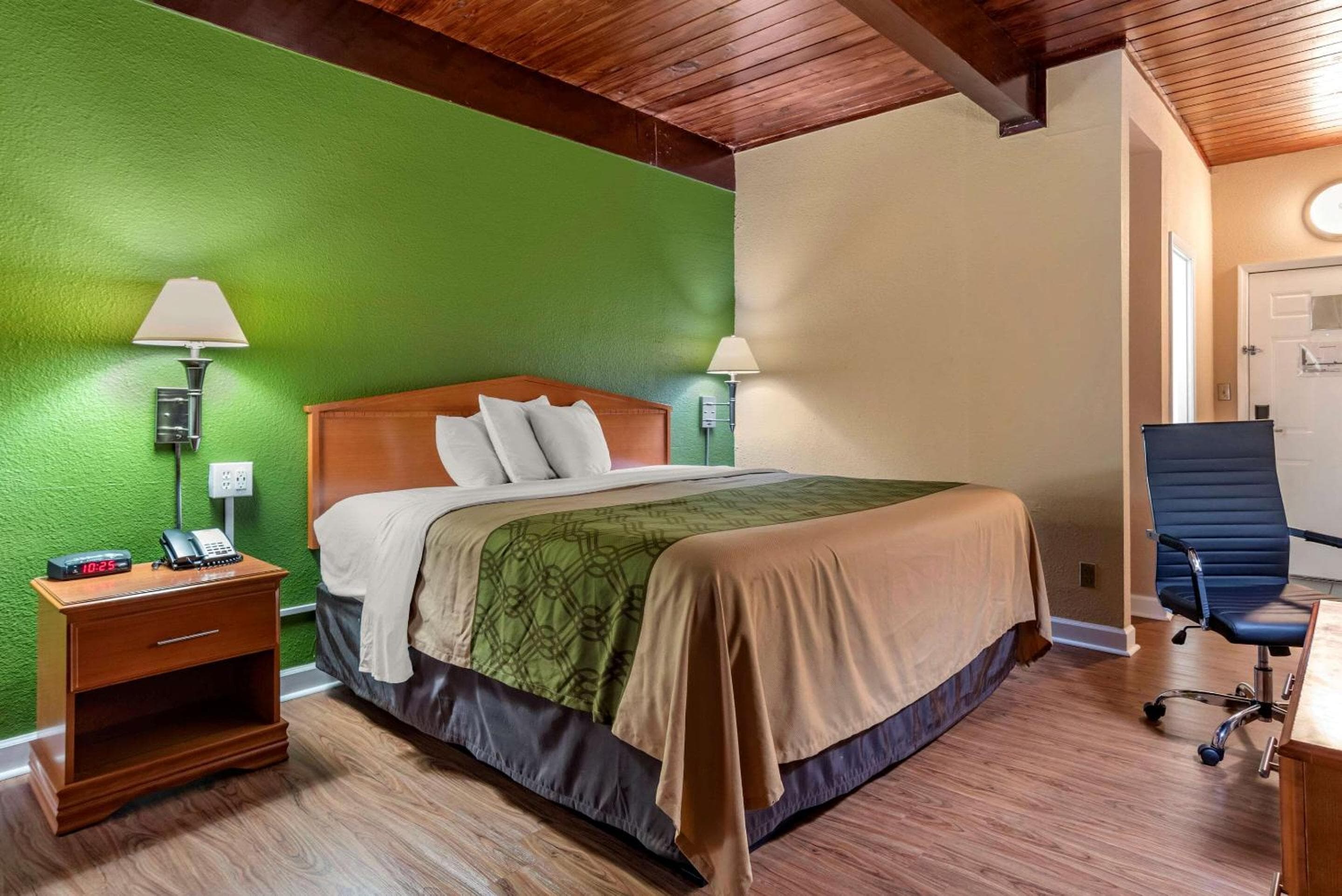 Econo Lodge Tallahassee Downtown - University