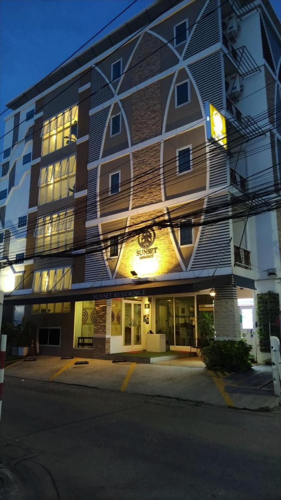 Sunset Residence Pinklao