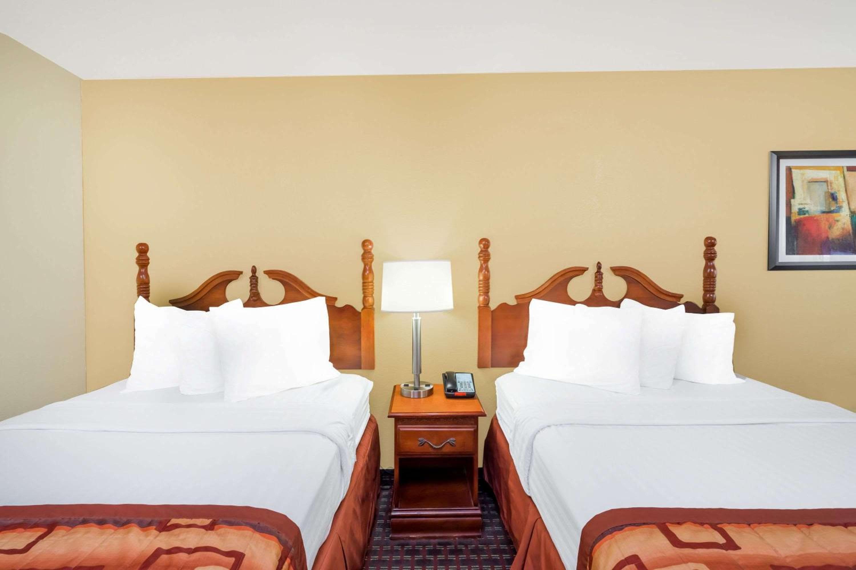 Baymont by Wyndham Goodlettsville Nashville