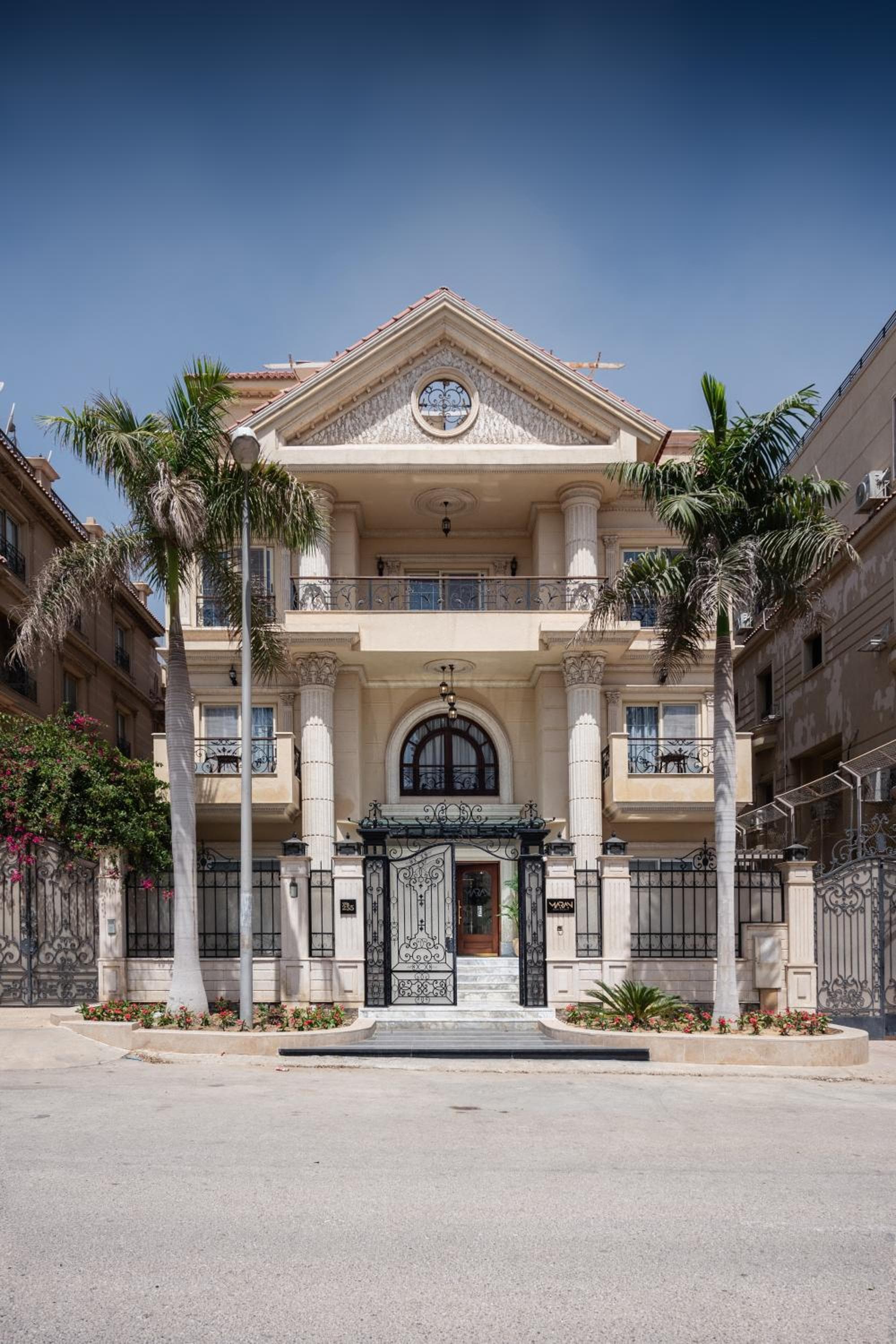 Maran Residence