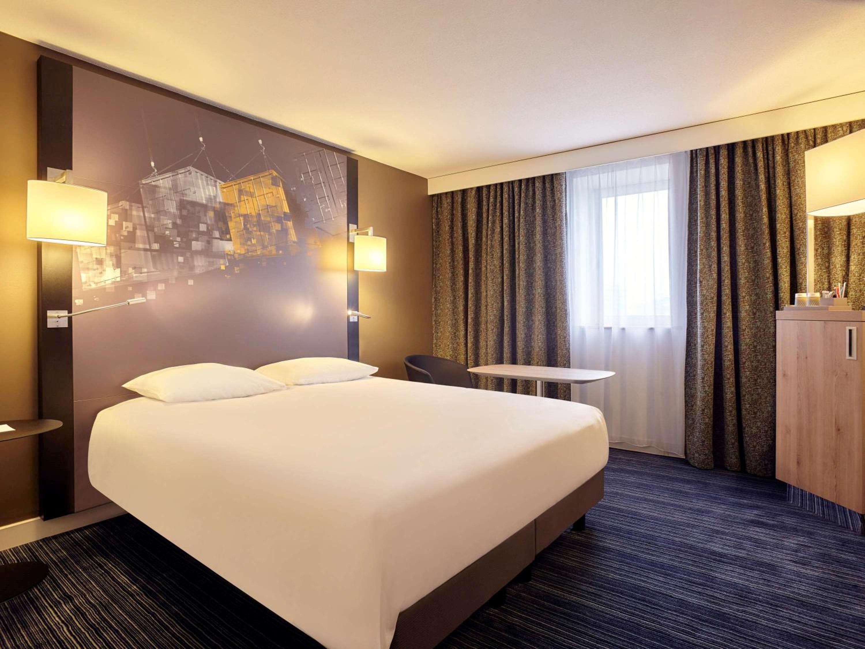 Mercure Le Havre Centre Bassin Du Commerce