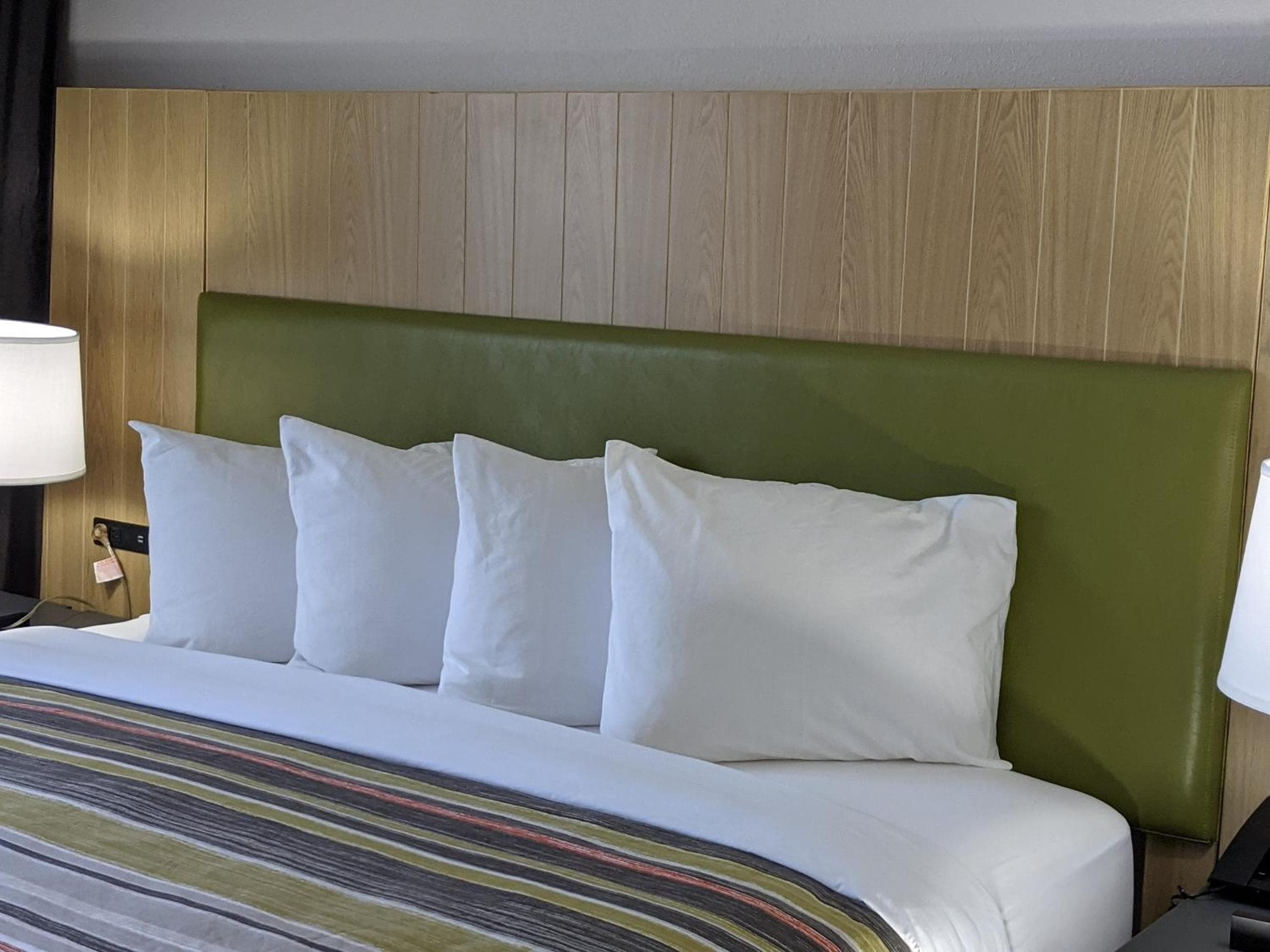 Country Inn & Suites by Radisson, Nashville, TN