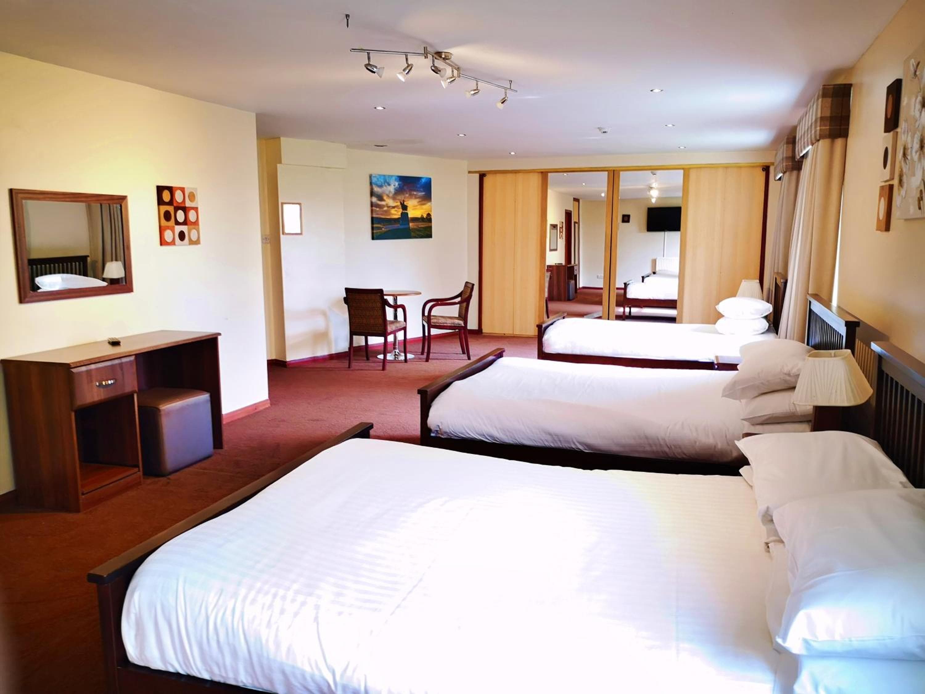 King Robert Hotel