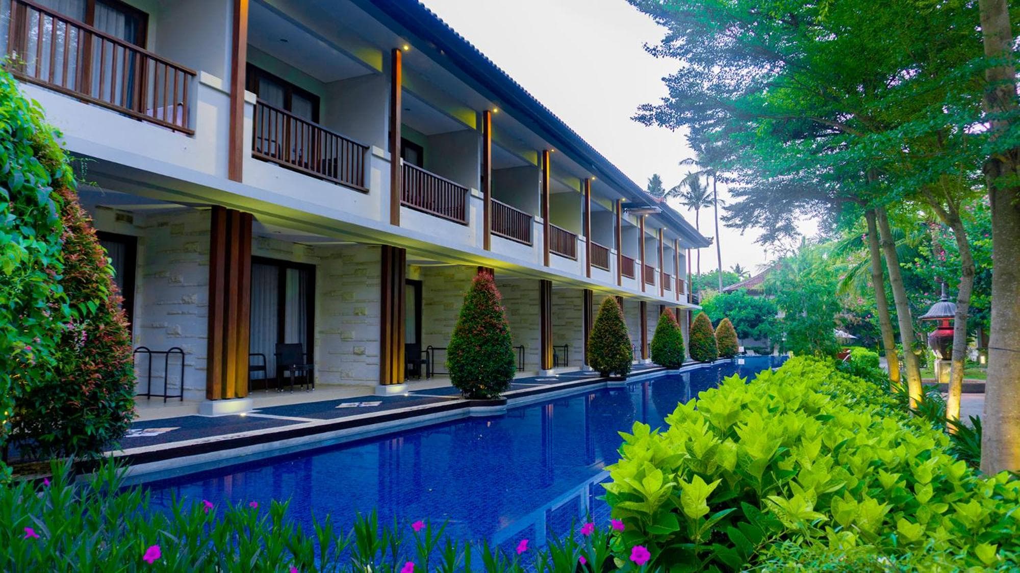 Grand Whiz Hotel Nusa Dua Bali