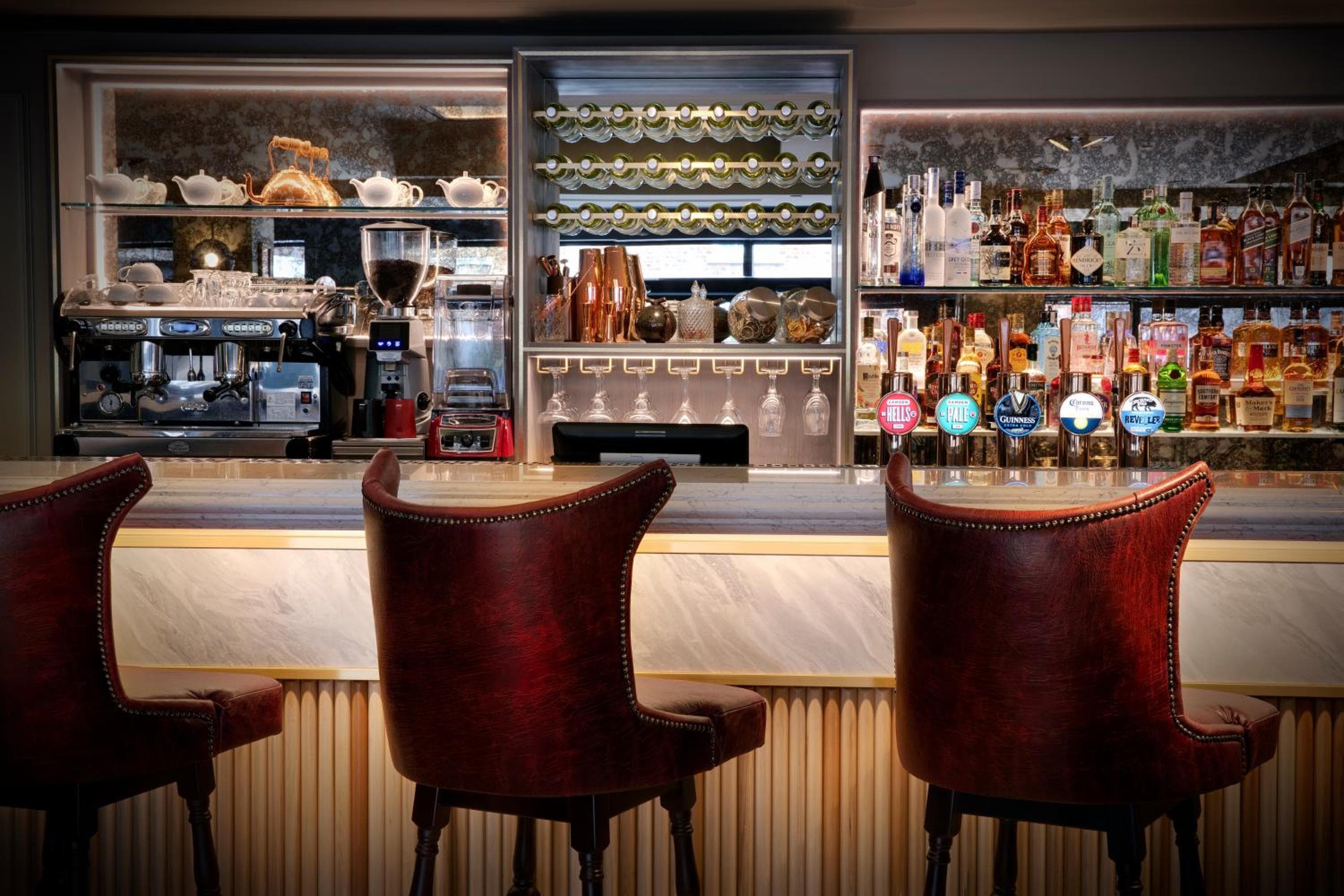bar