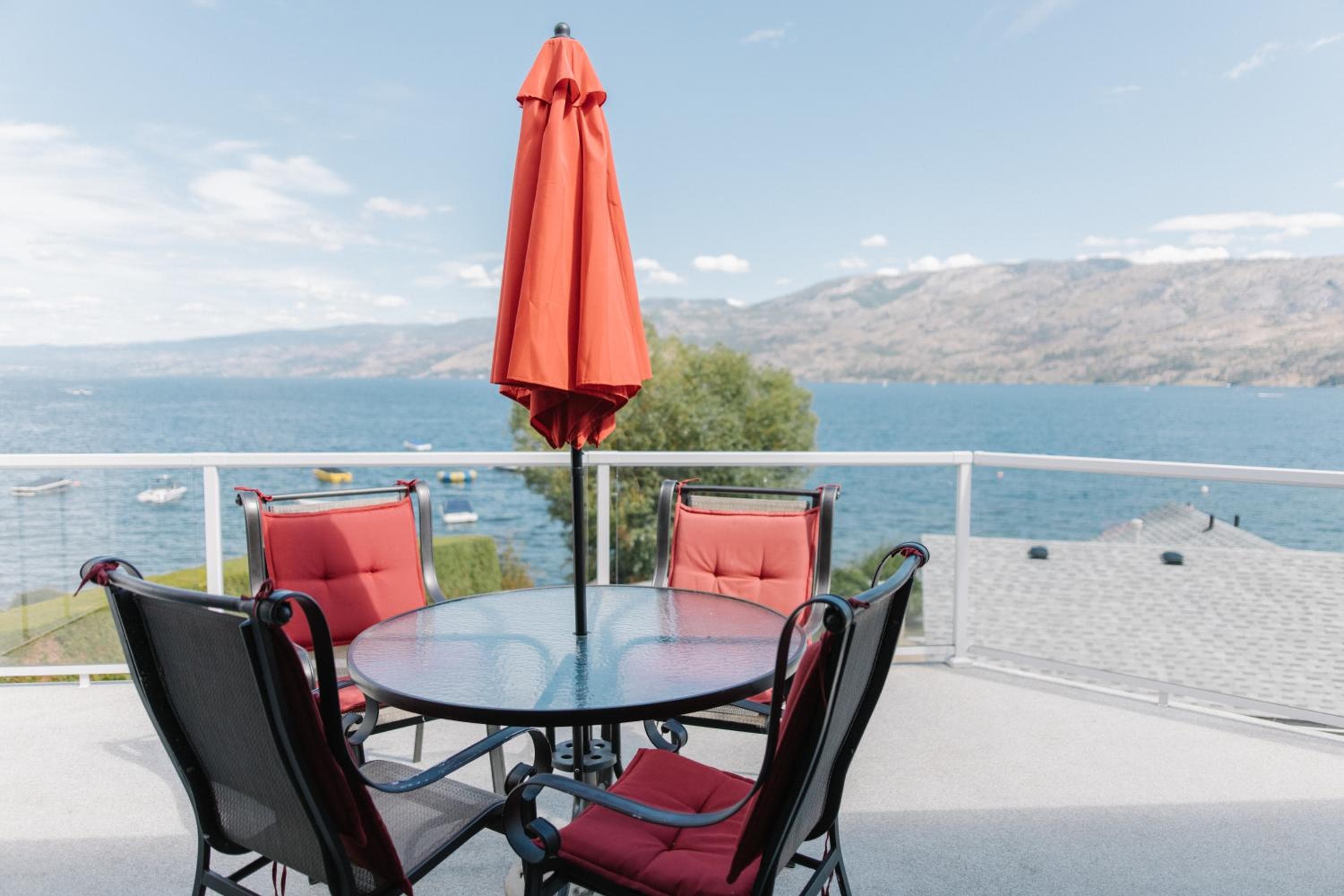 Peachland Beach Resort