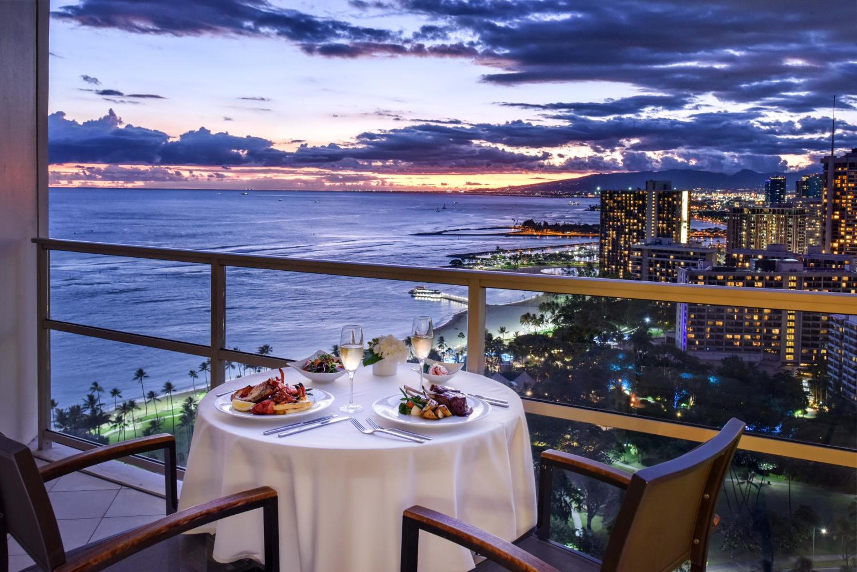 Ka Laʻi Waikiki Beach, LXR Hotels & Resorts