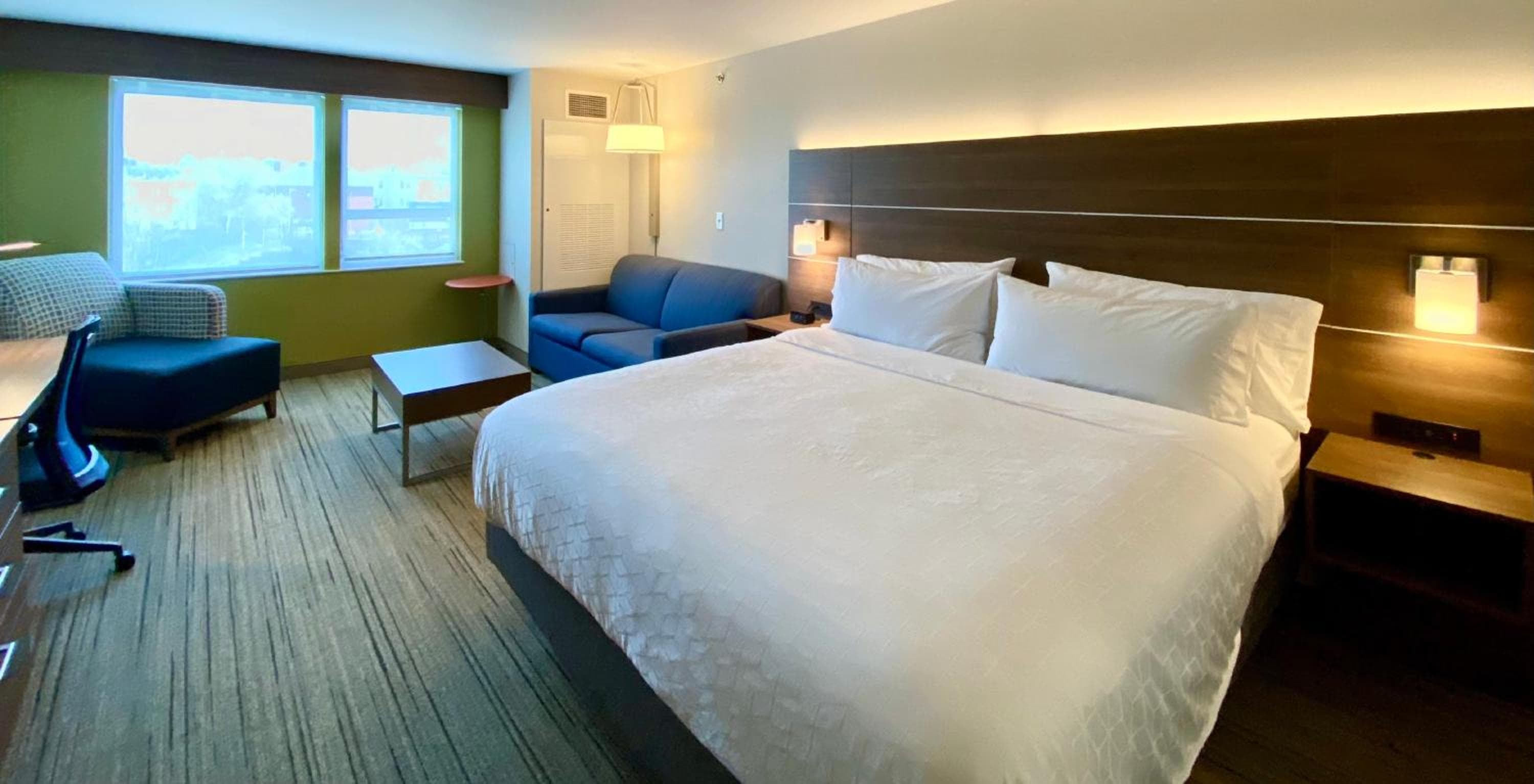 Holiday Inn Express Boston by IHG