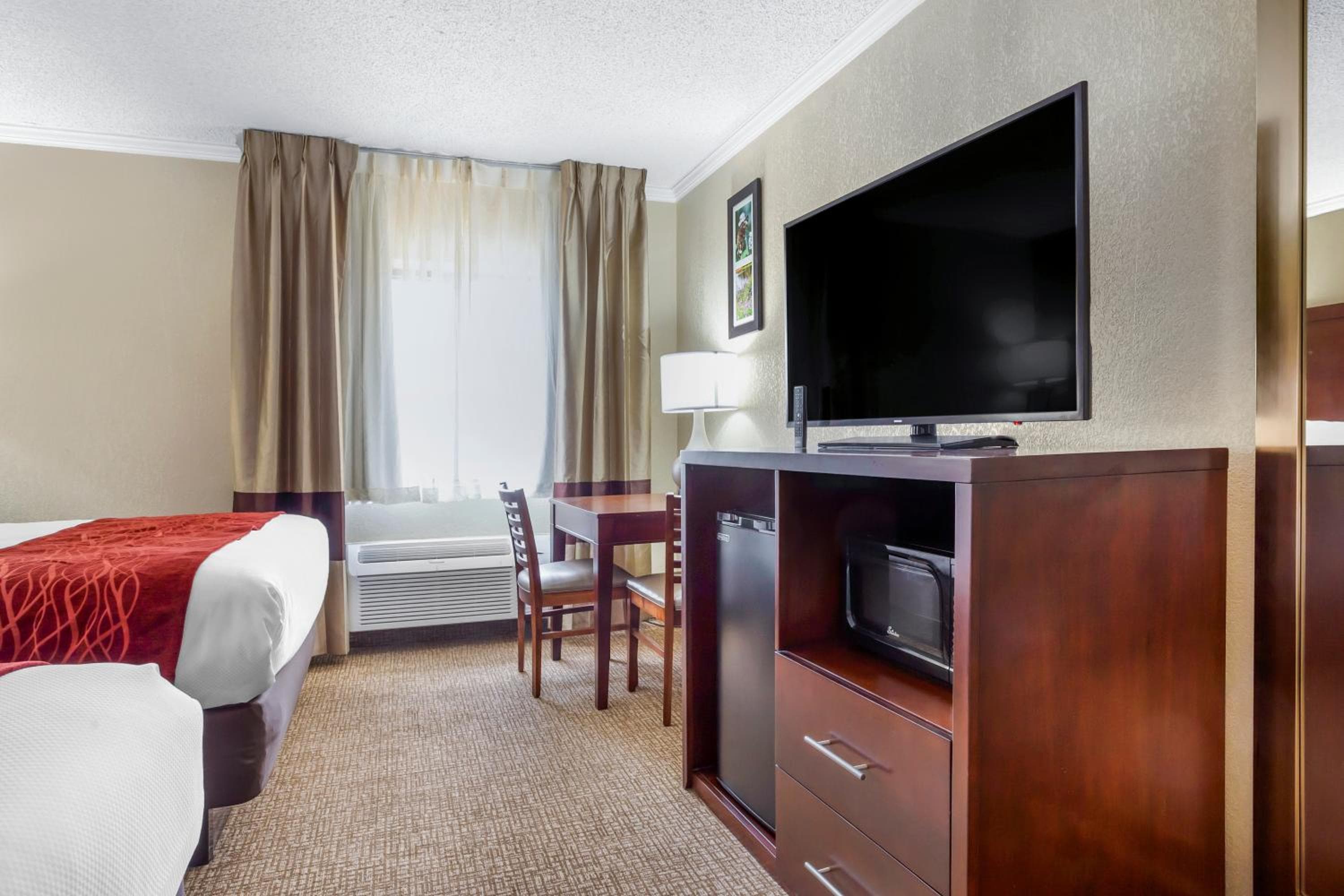 Comfort Inn Hoffman Estates - Schaumburg