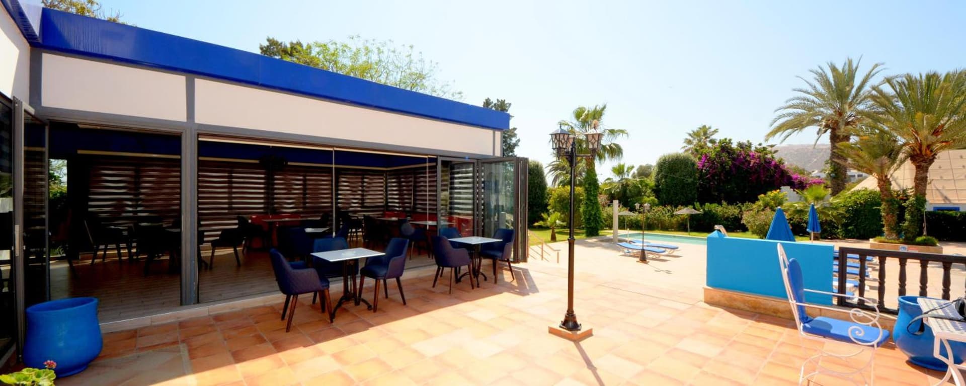 Oasis Hotel & Spa