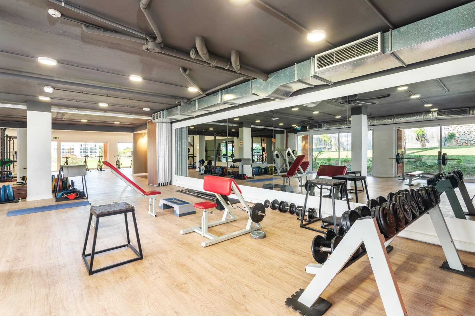 AP Victoria Sports & Beach