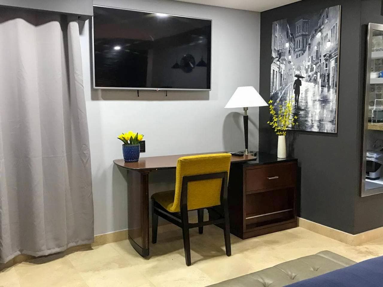 hotel room