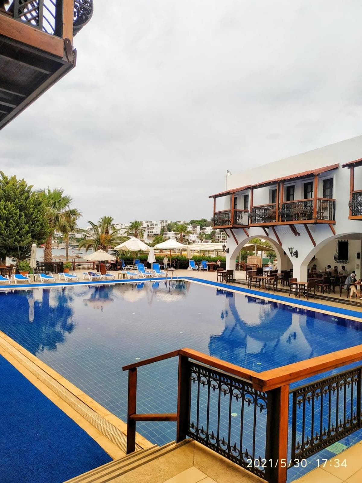 Costa Bitezhan Beach Hotel