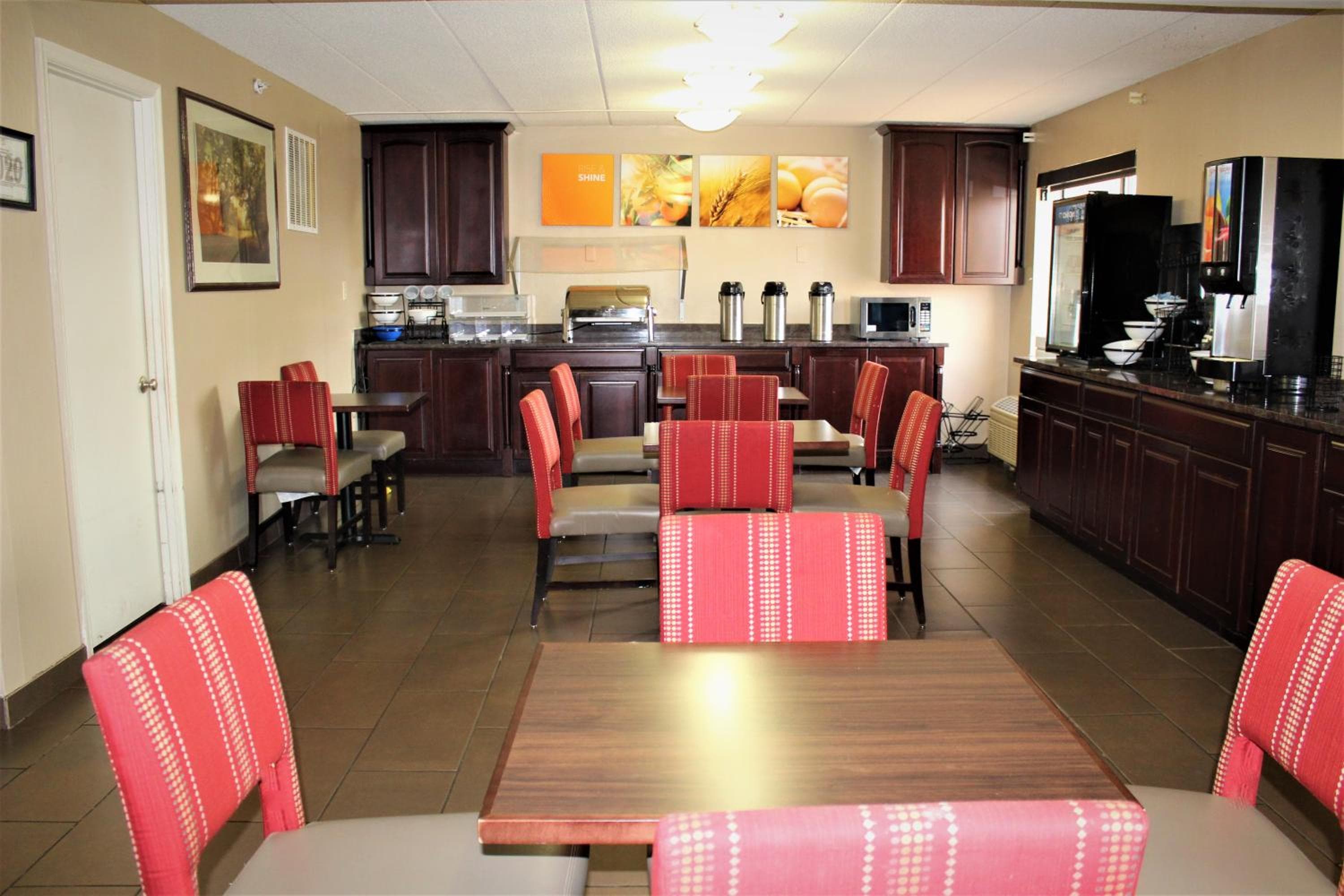 Comfort Inn University Center