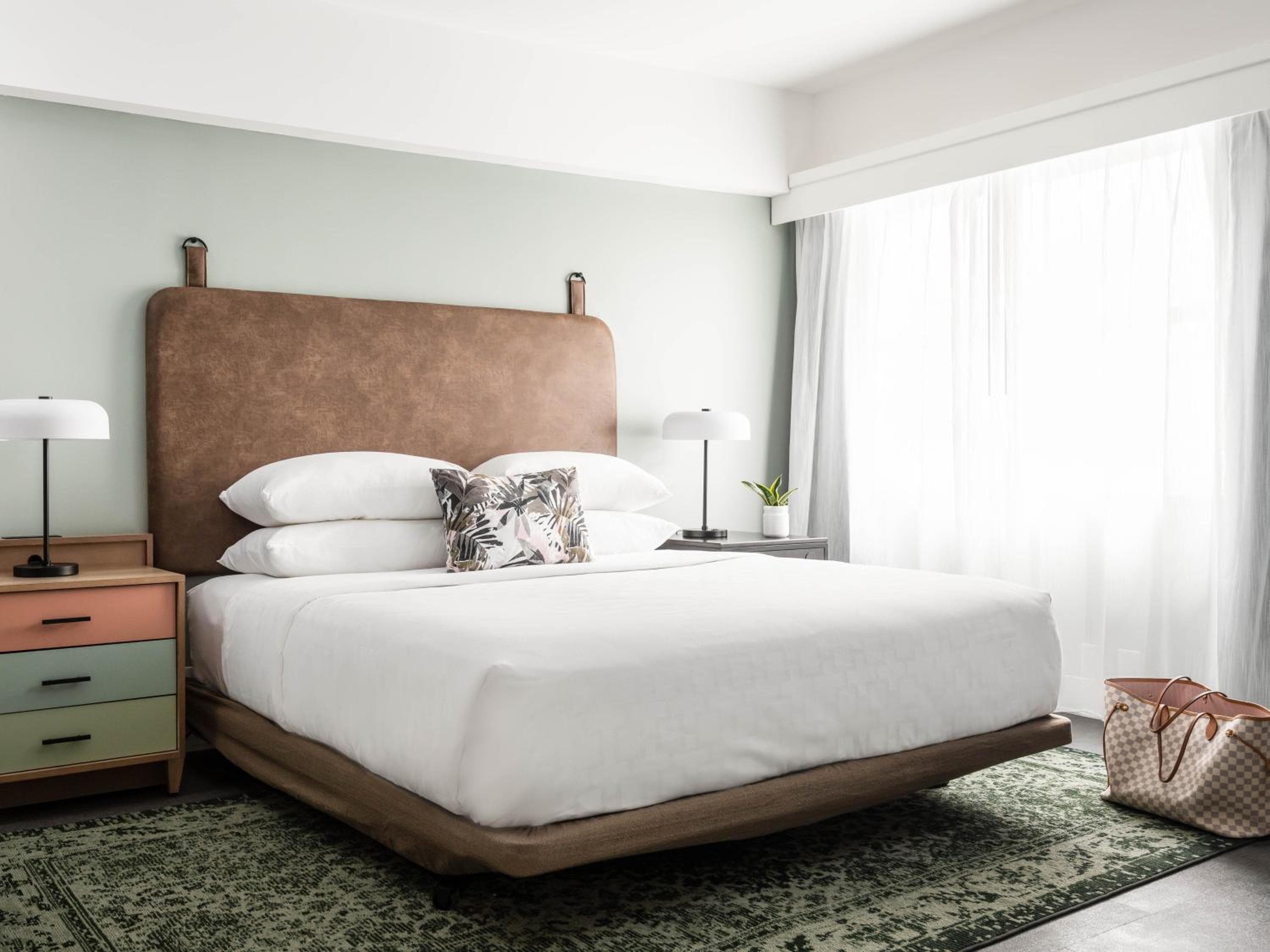 Hotel Indigo Saint Louis Central West End by IHG
