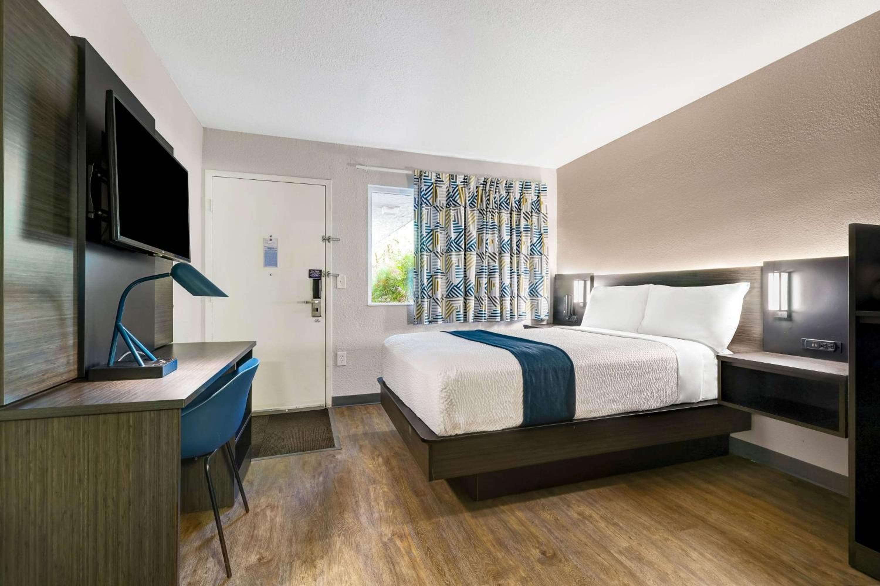 Motel 6-Issaquah, WA - Seattle - East