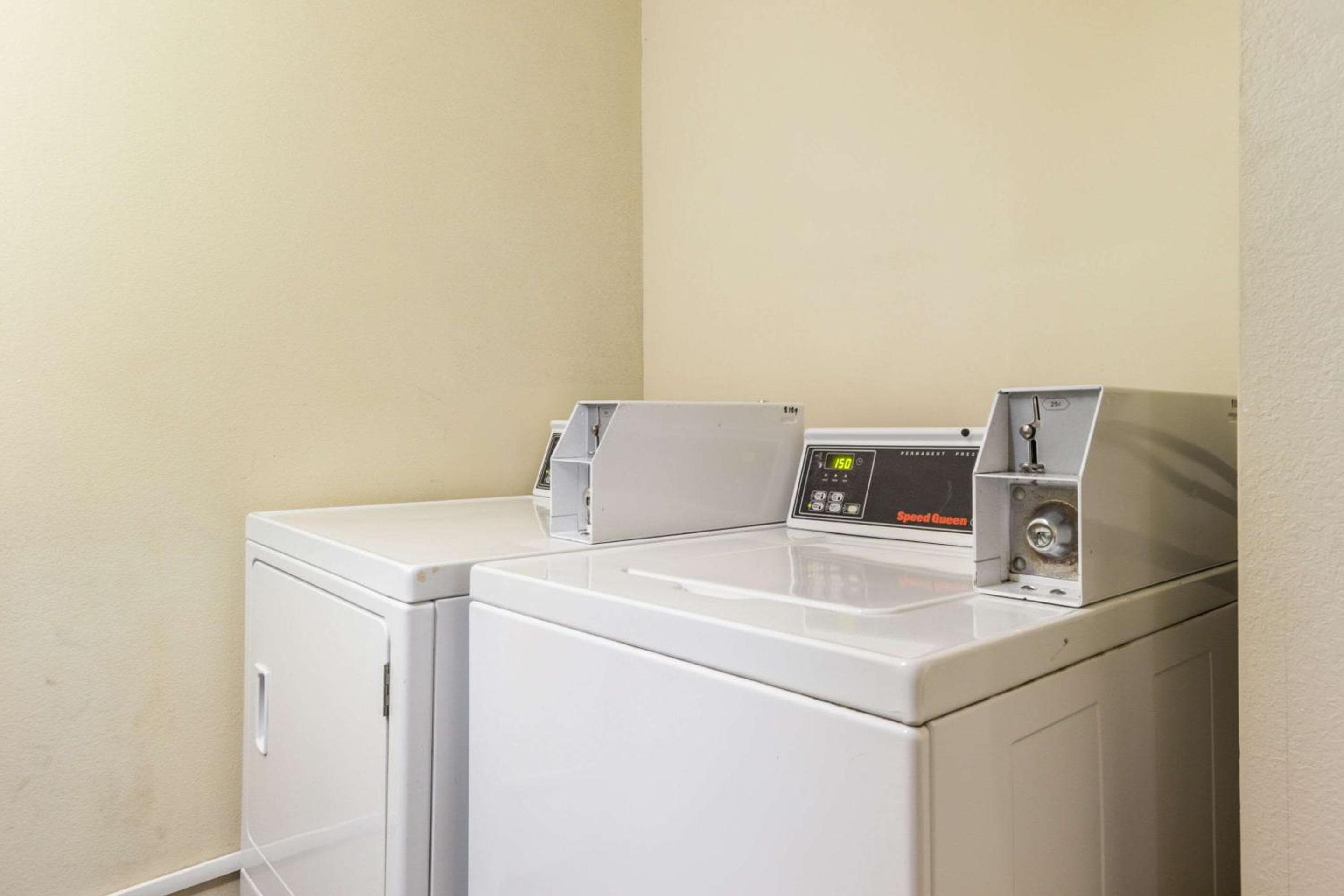 Quality Inn & Suites Florence - Cincinnati South