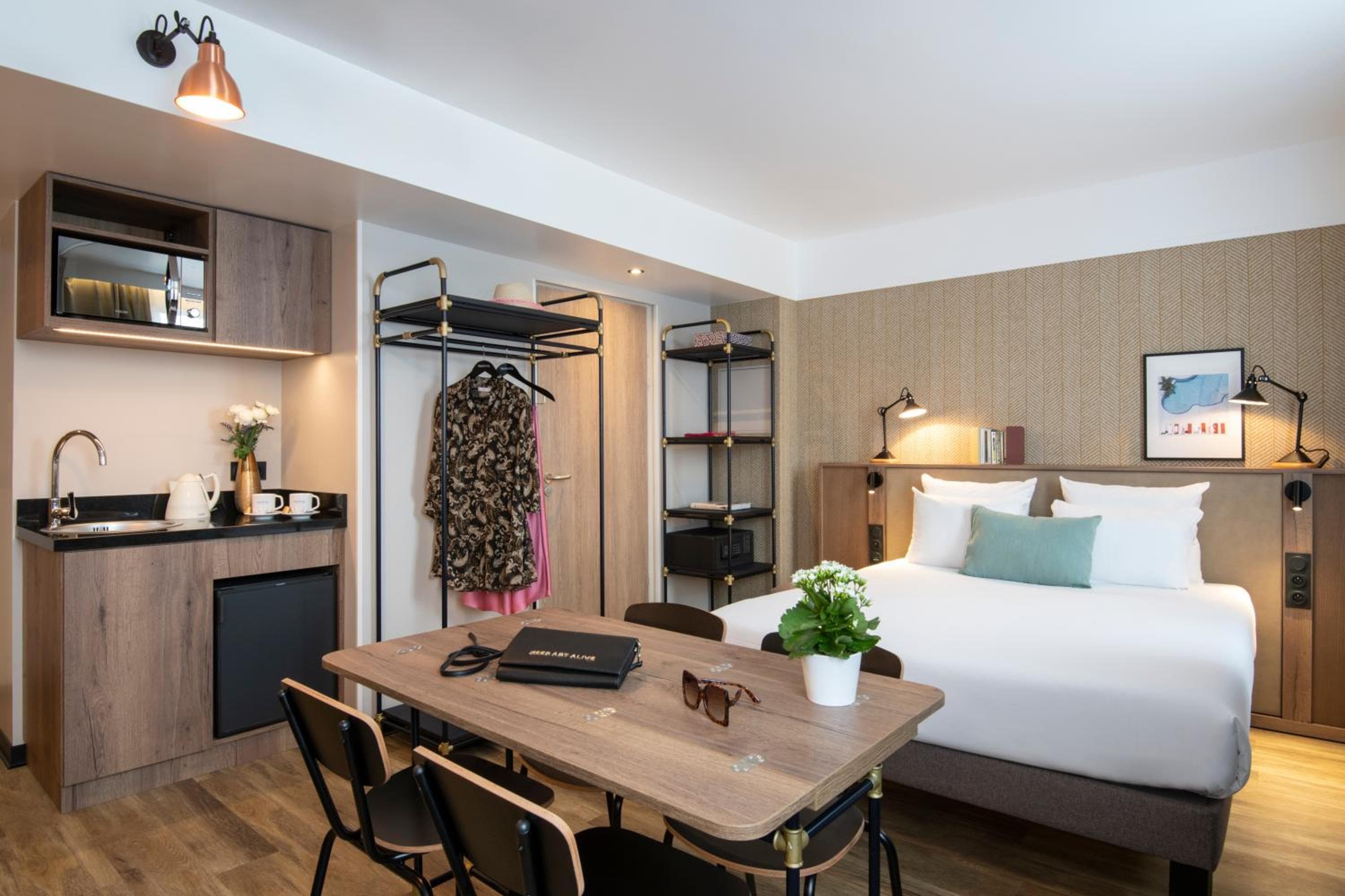 hotel room