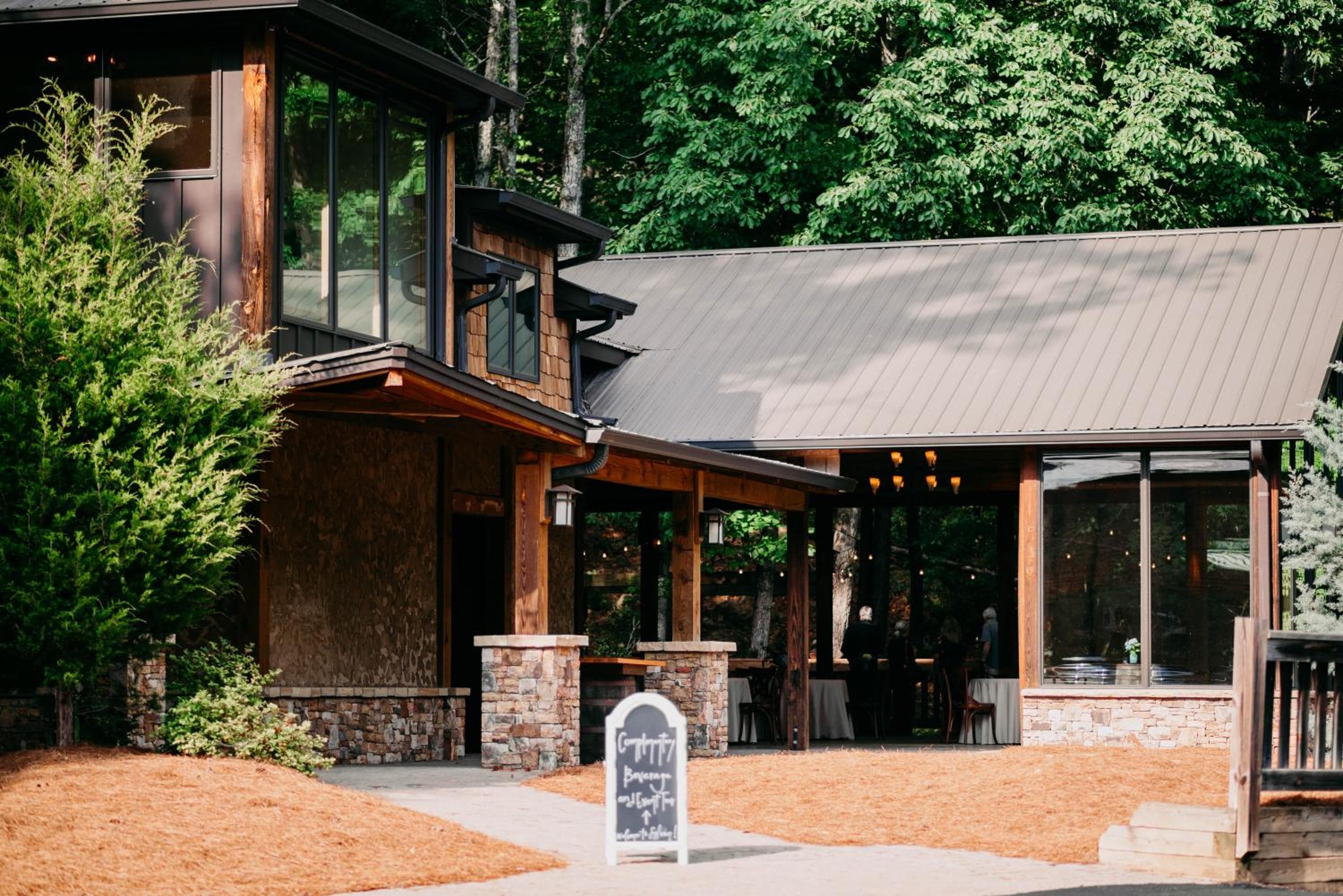 Sylvan Valley Lodge and Cellars