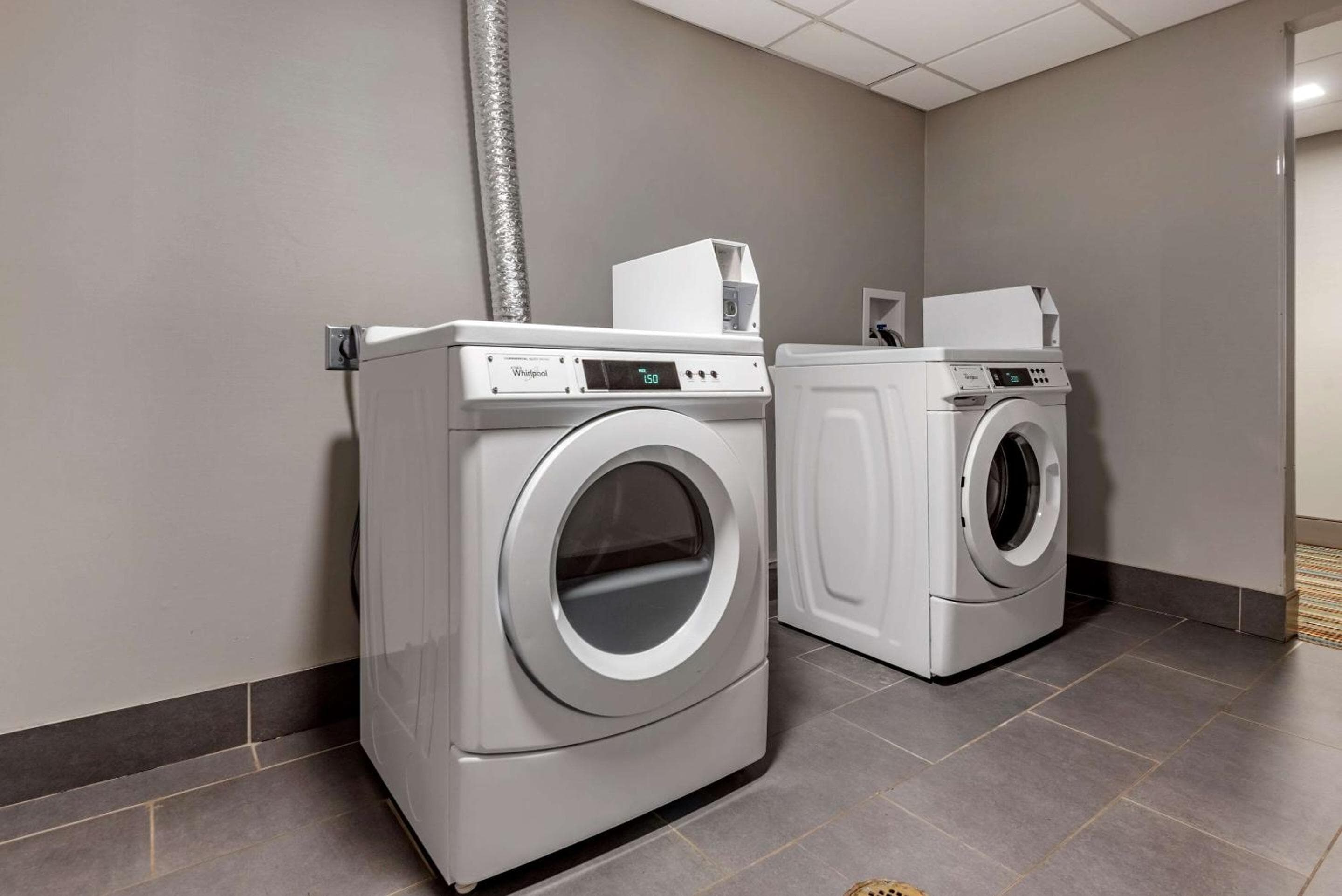Comfort Inn & Suites Liverpool - Syracuse North