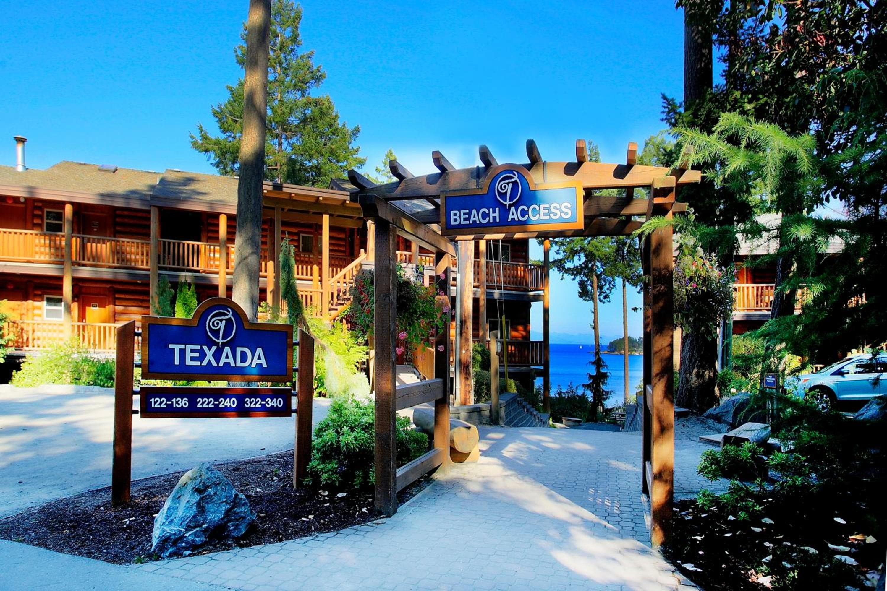 Tigh-Na-Mara Seaside Spa Resort