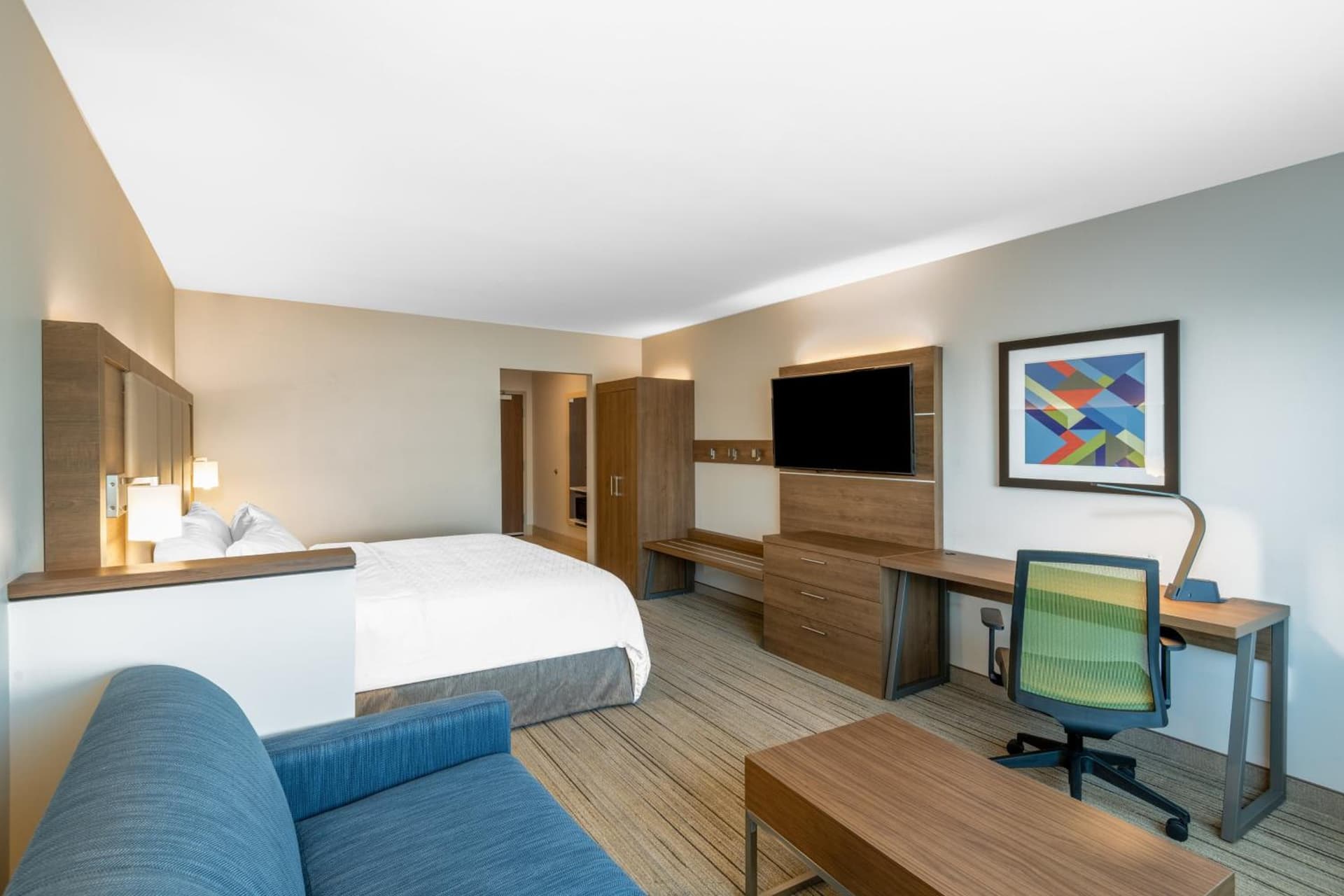 Holiday Inn Express & Suites - Phoenix - Airport North by IHG