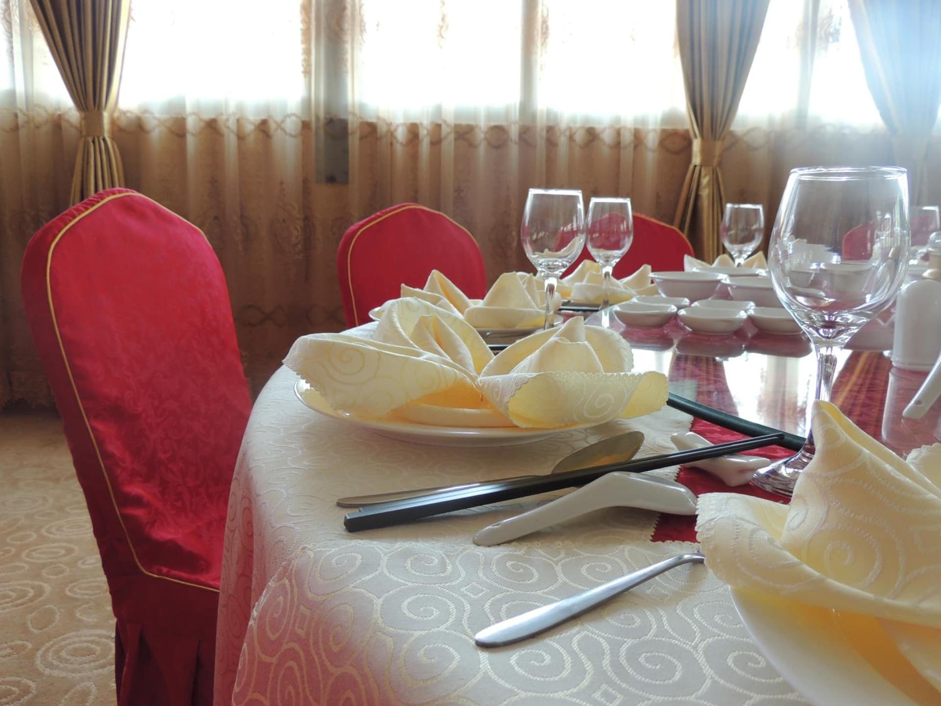 Dela Chambre Hotel