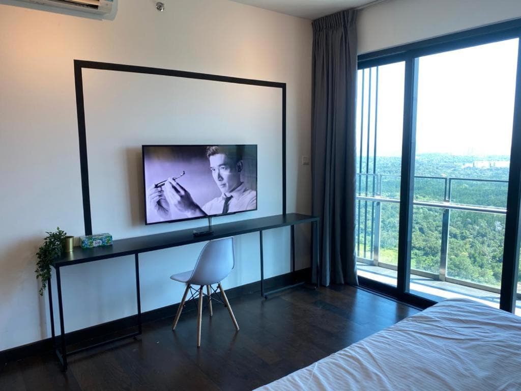 Almas Suite