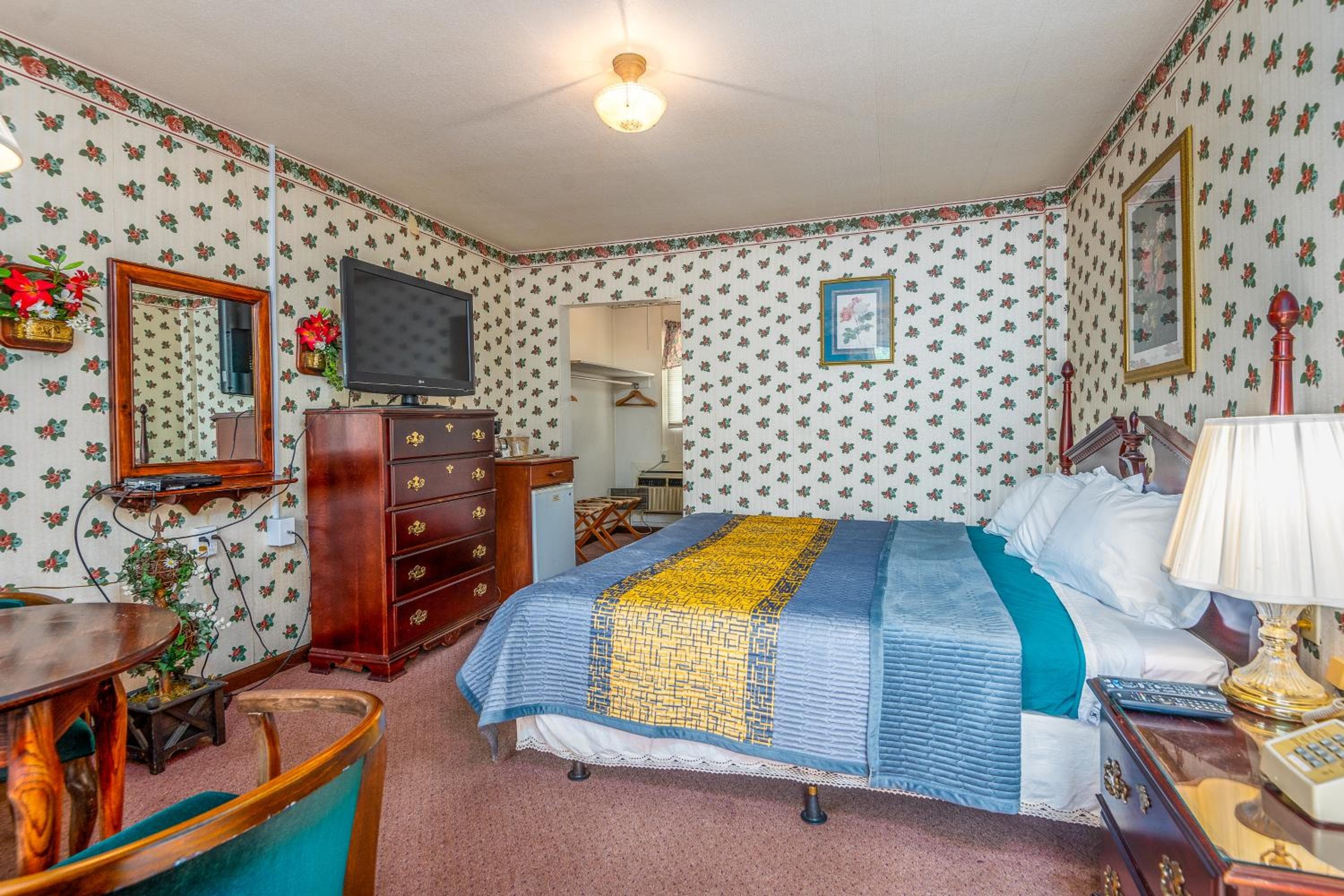 Parkway Inn