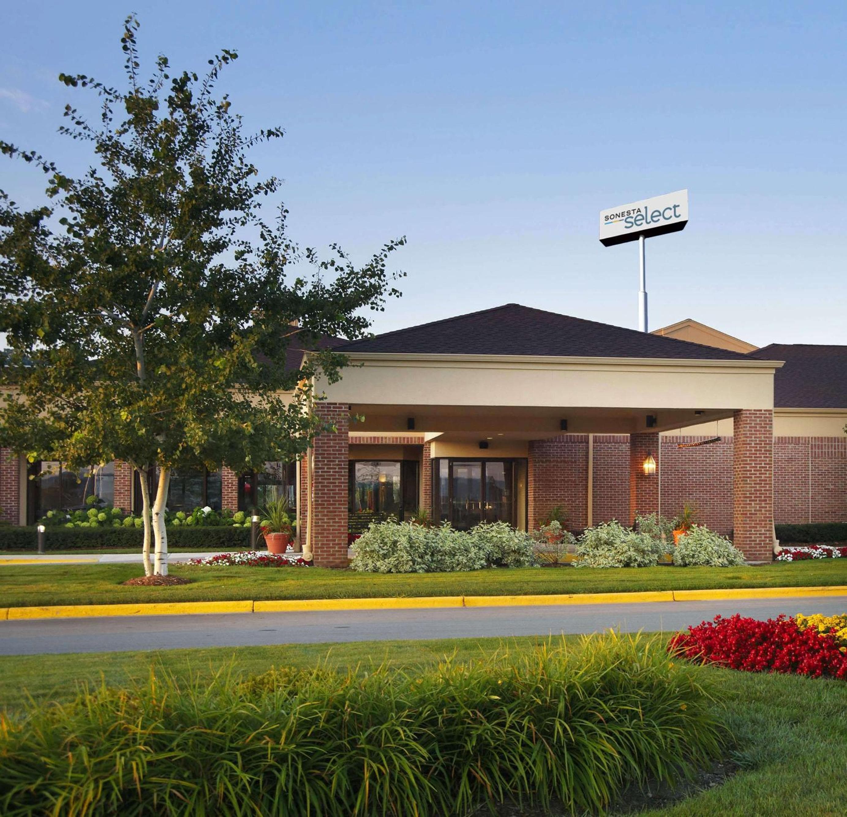 AmericInn by Wyndham Brookfield