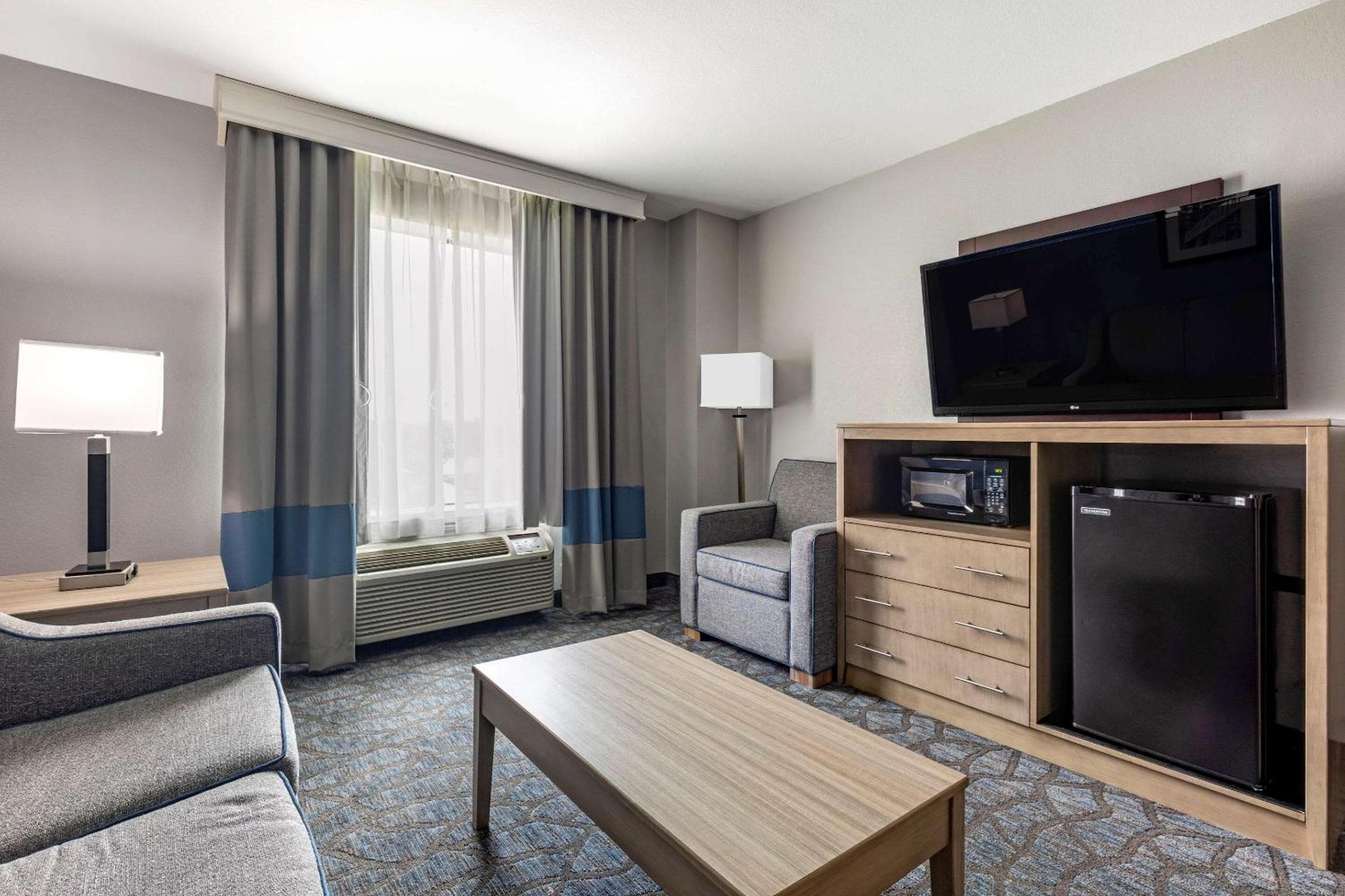 Comfort Inn & Suites Mansfield