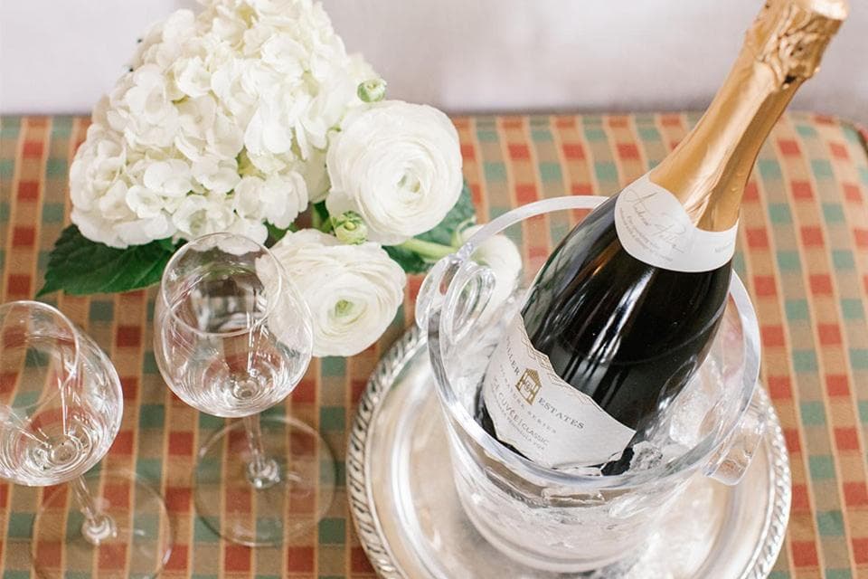 Riverbend Inn & Vineyard