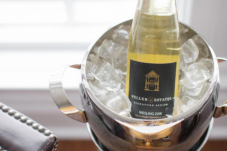Riverbend Inn & Vineyard