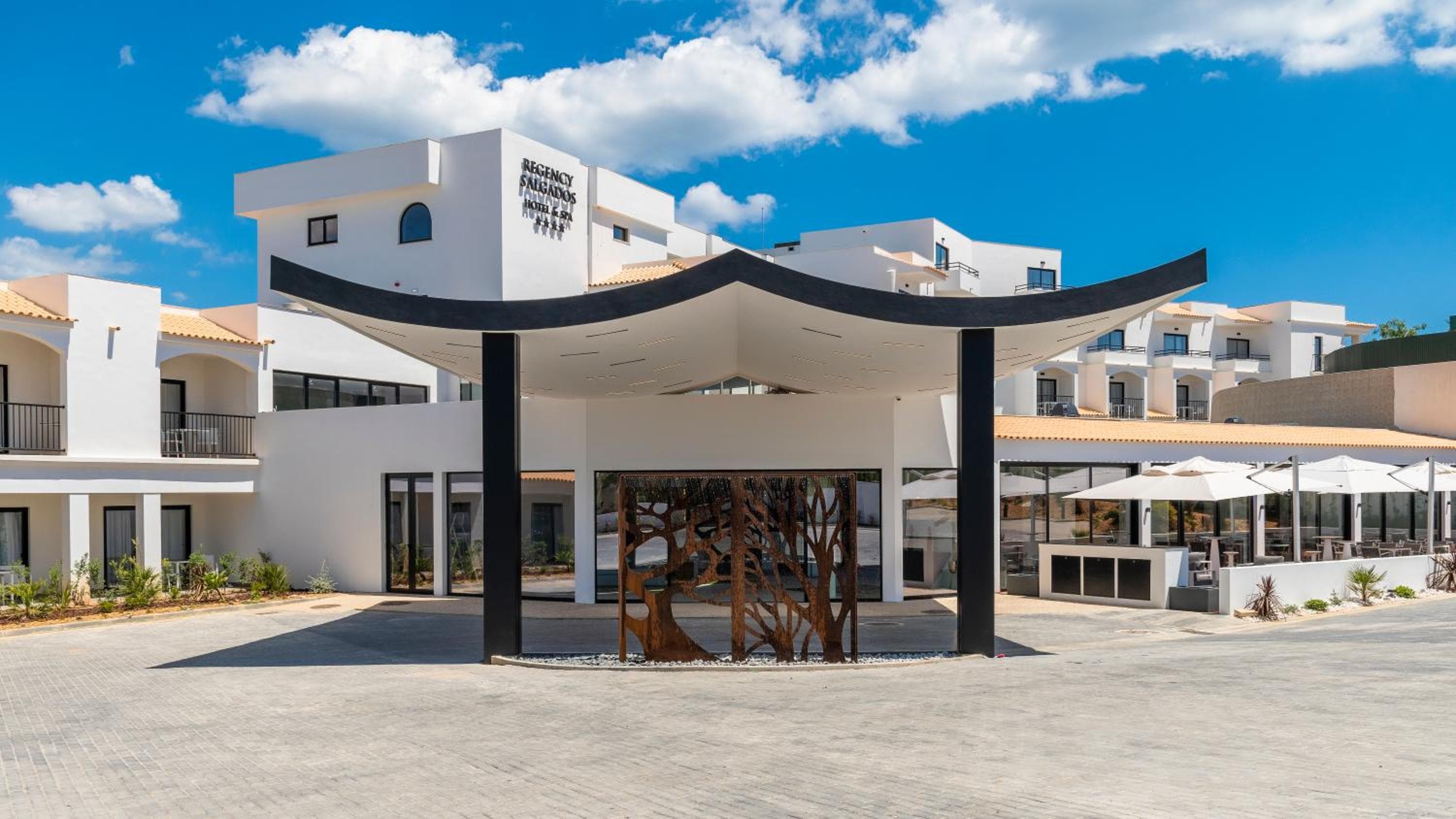 Regency Salgados Hotel & Spa