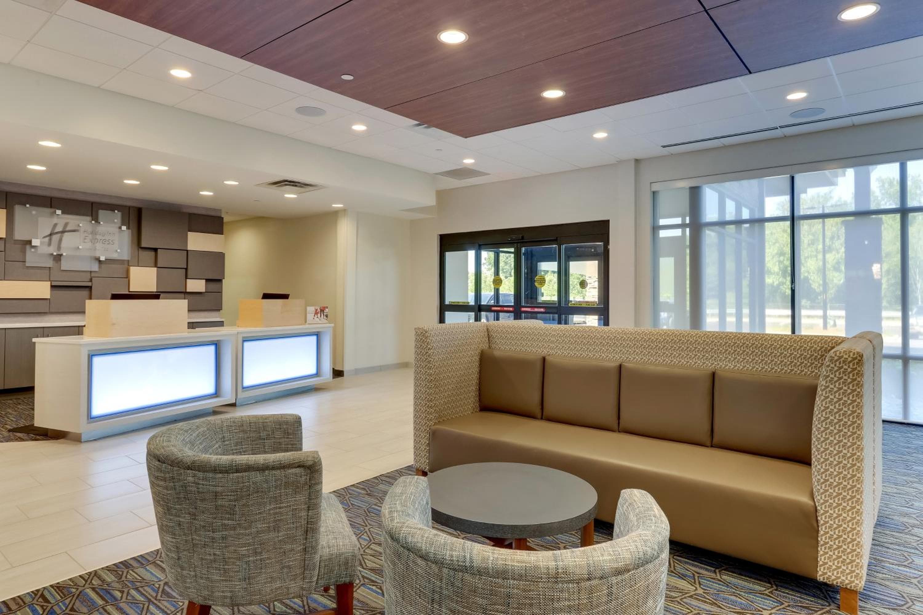 Holiday Inn Express & Suites - Winston - Salem SW - Clemmons by IHG