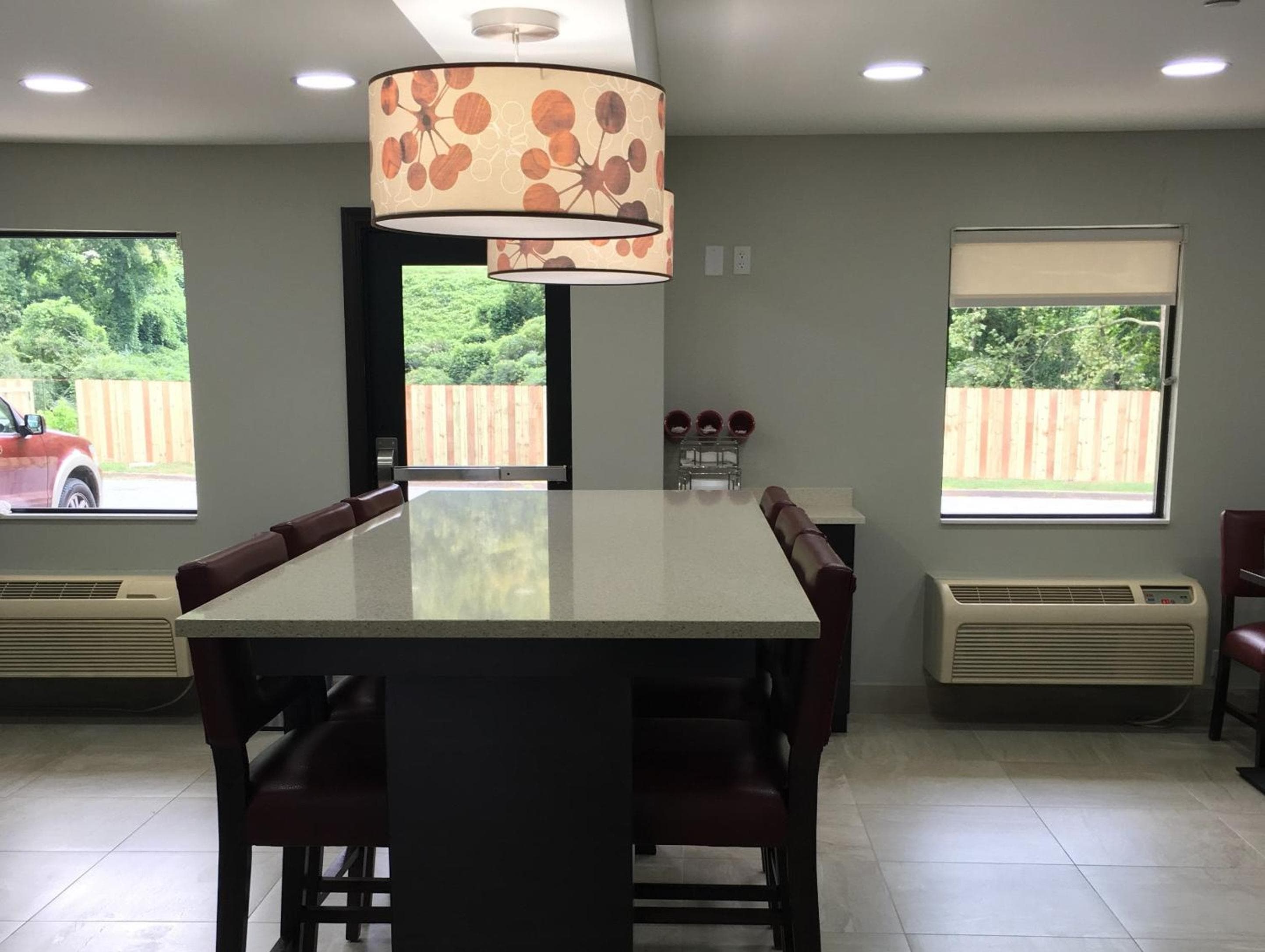 Red Roof Inn PLUS+ Birmingham East – Irondale/Airport