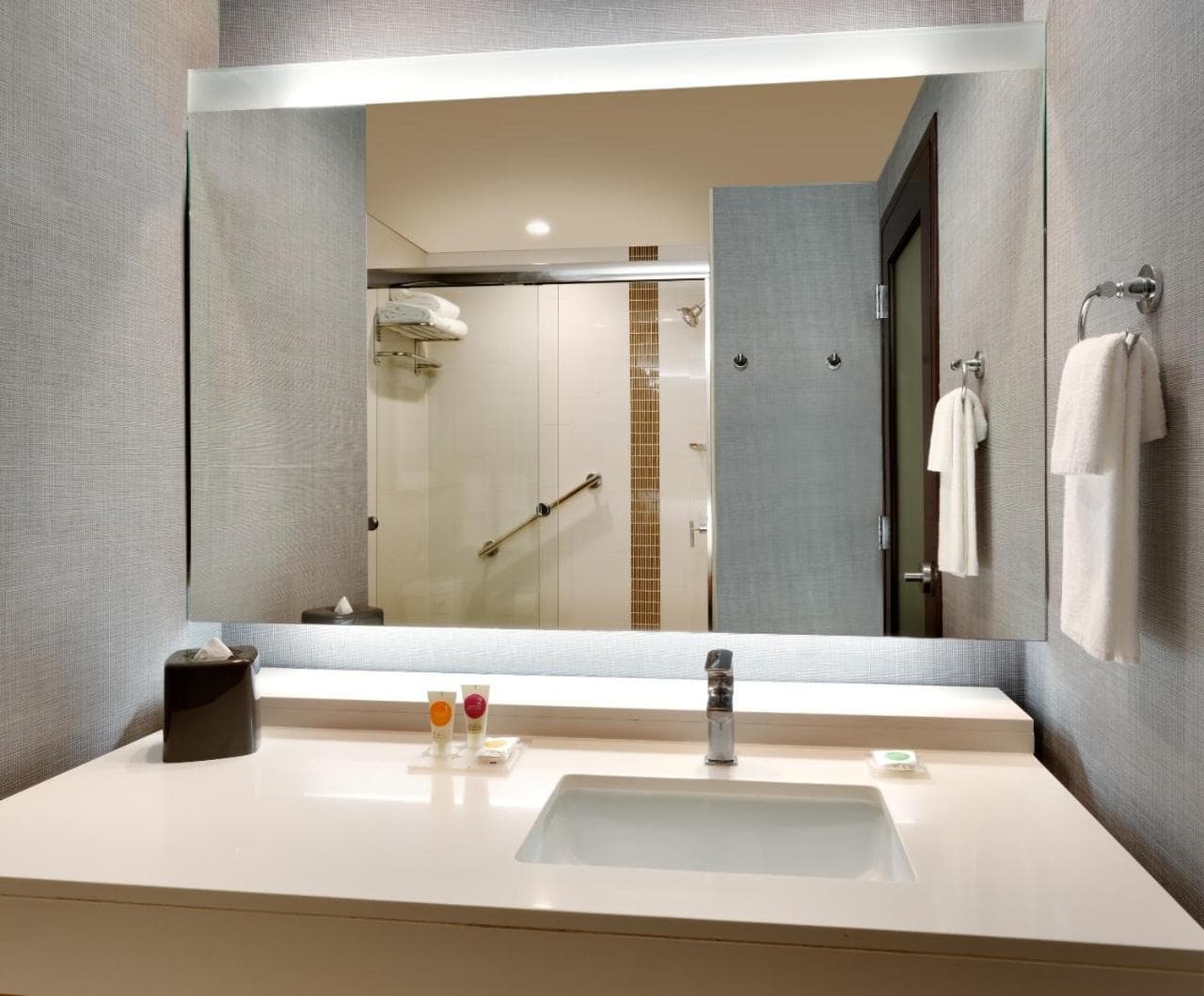 Hyatt Place Miami Airport East