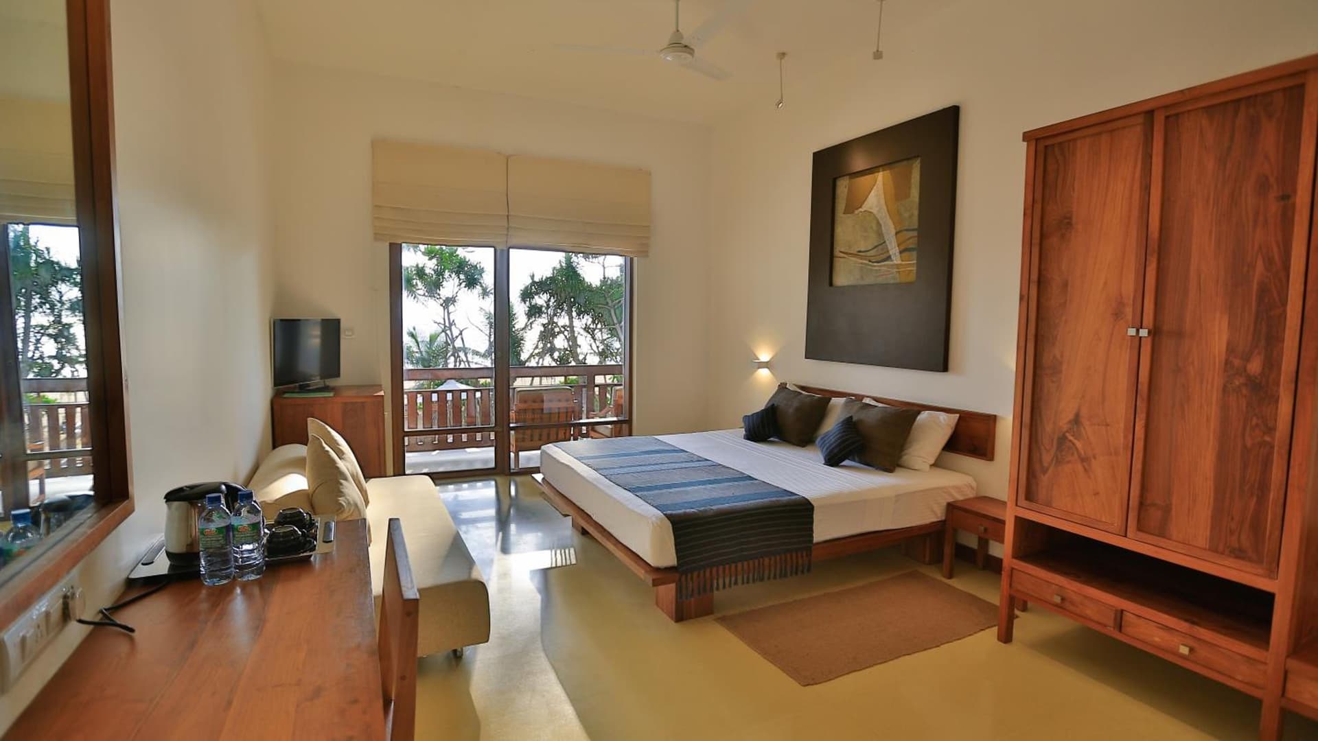 Pandanus Beach Resort & Spa
