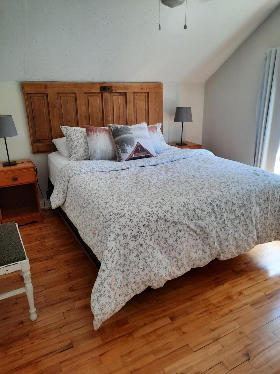Willow B Inn