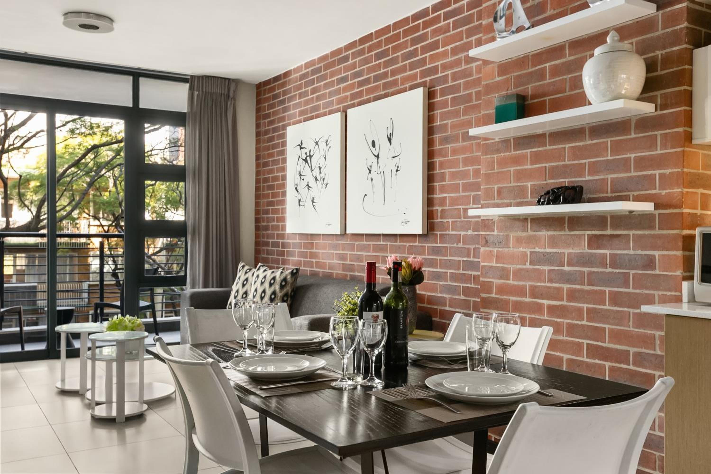 Easy Stay - The Vantage Rosebank