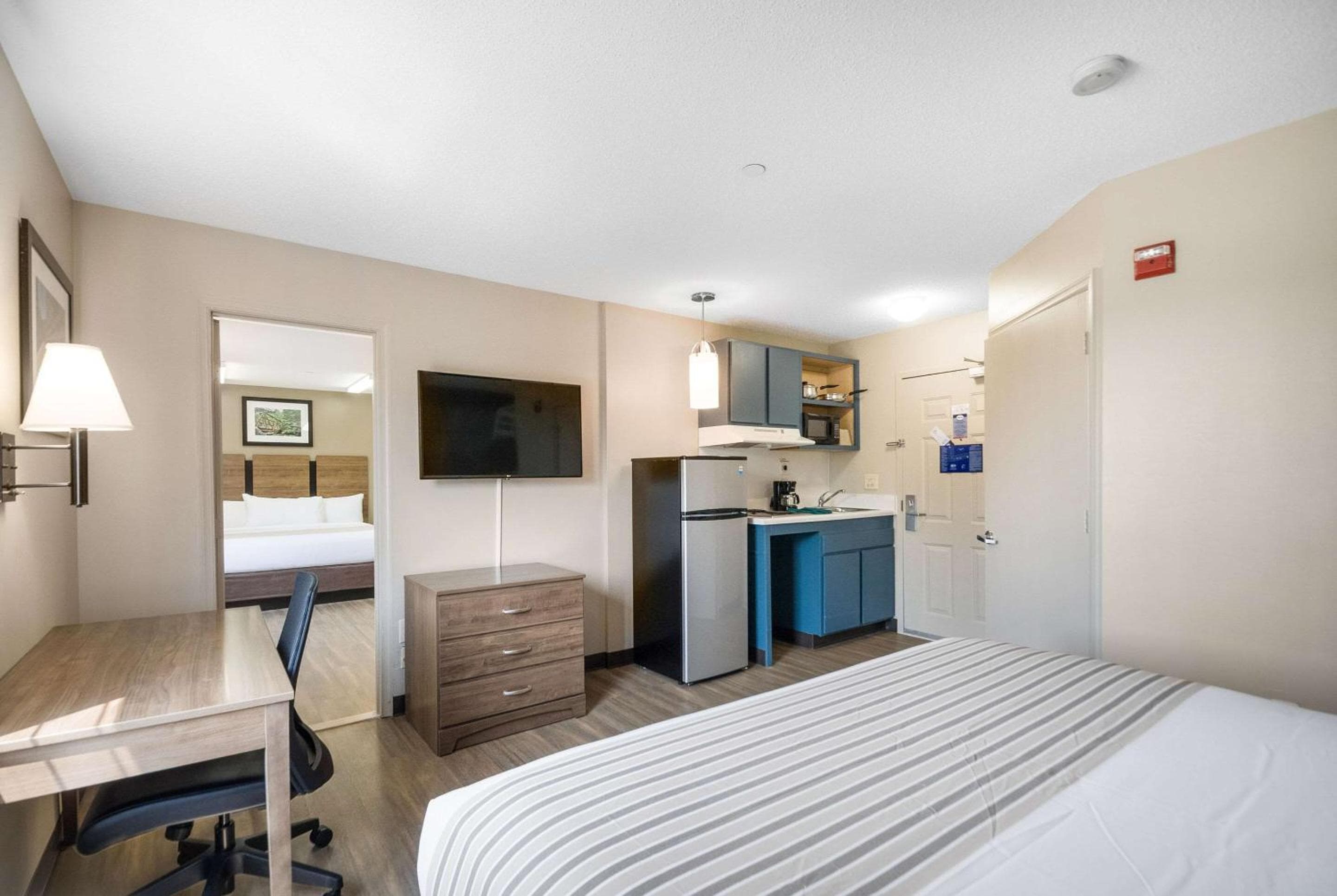 Suburban Studios Sterling - Washington Dulles