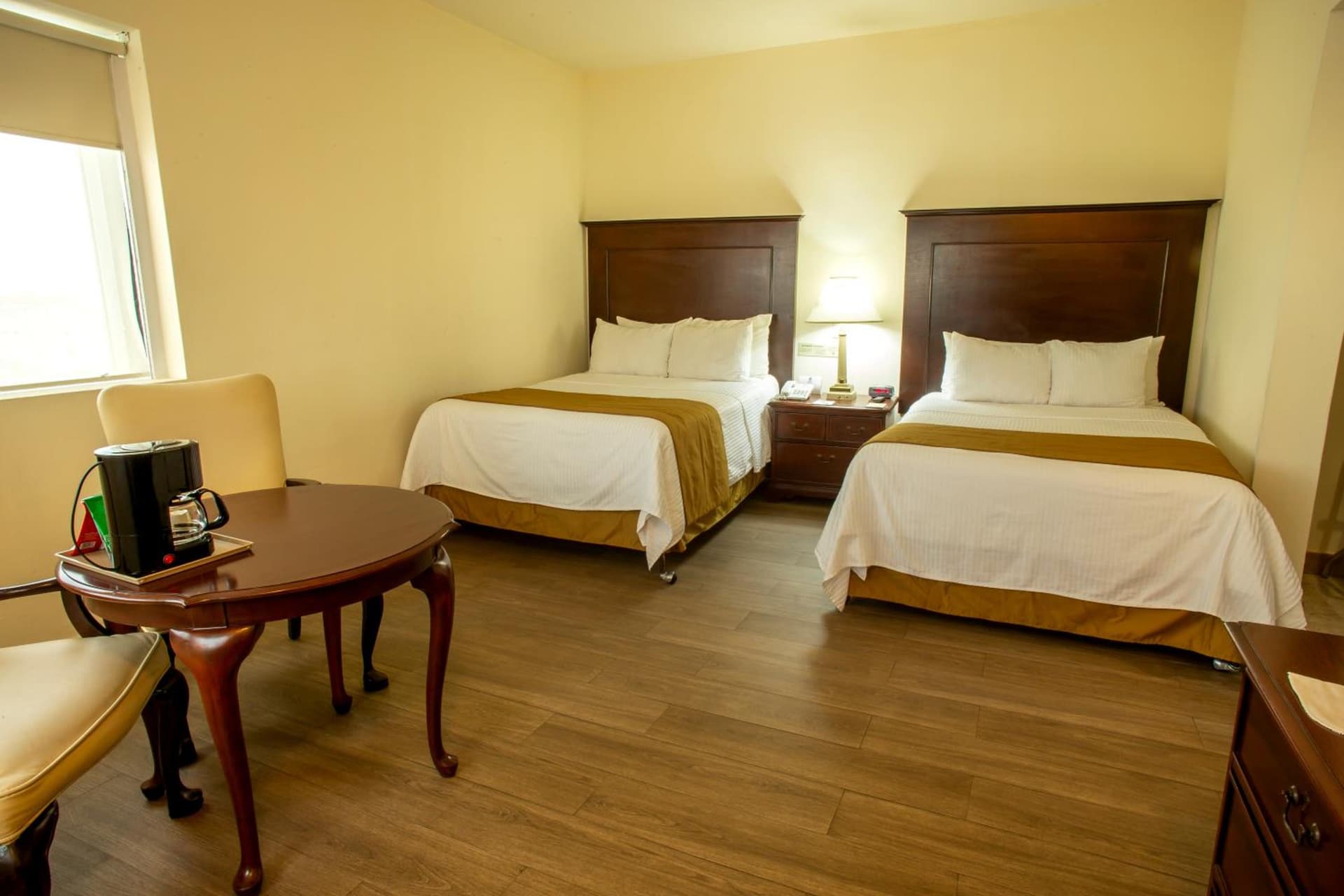 Hotel Plaza Calzada