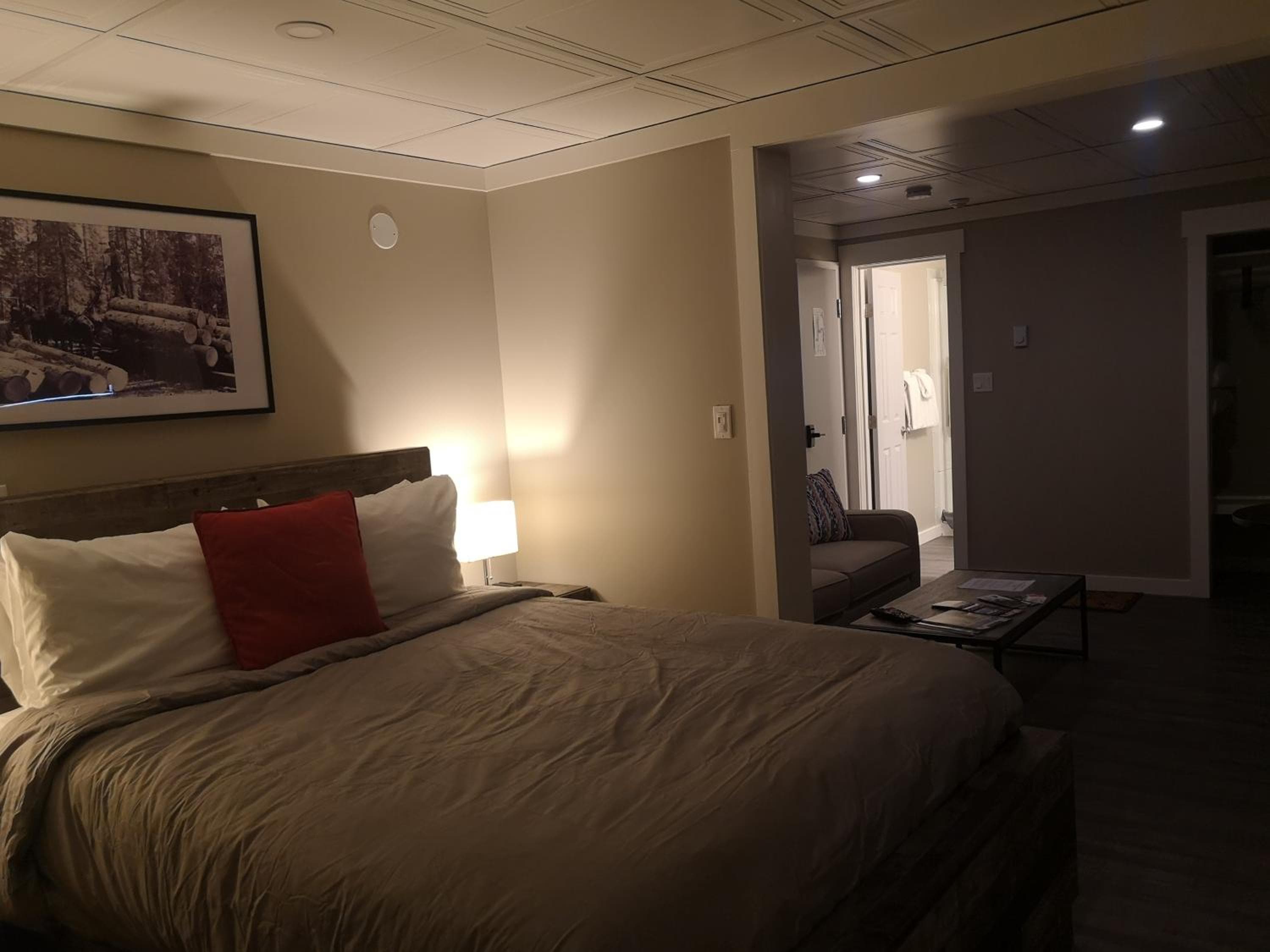 The Cache Hotel and Lodgings