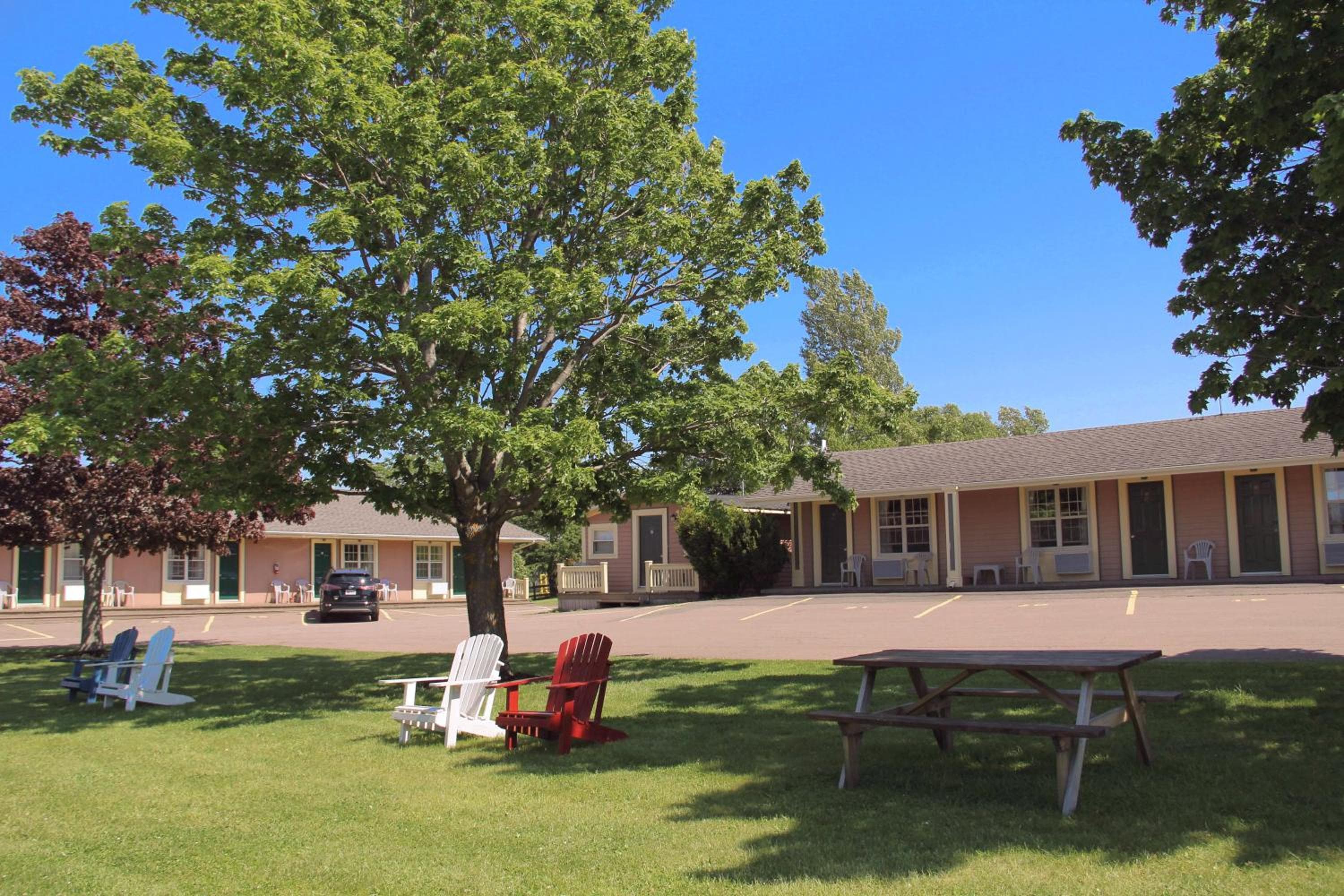 Silverwood Motel