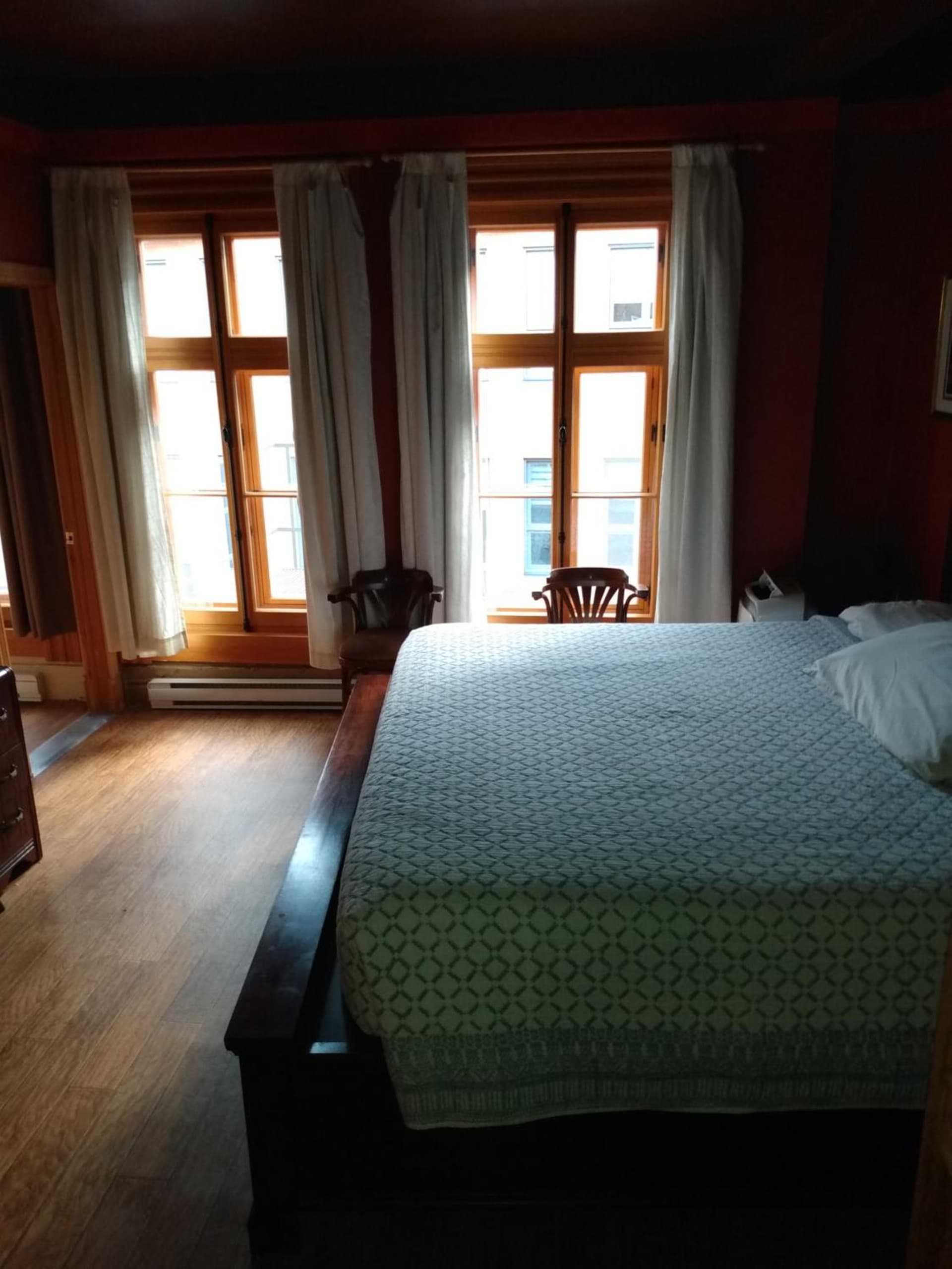 Auberge L'Intendant