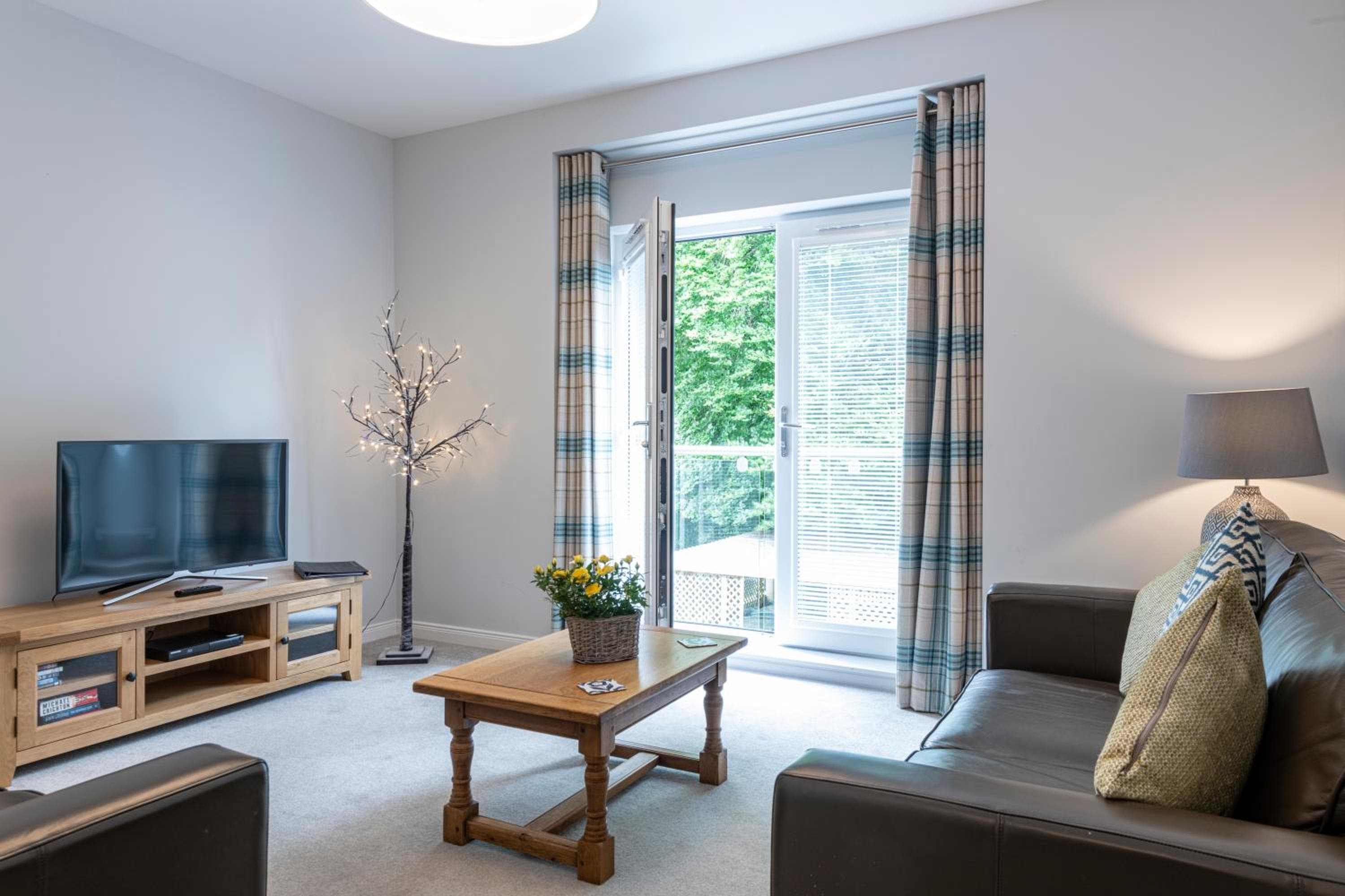 Inverness City Suites