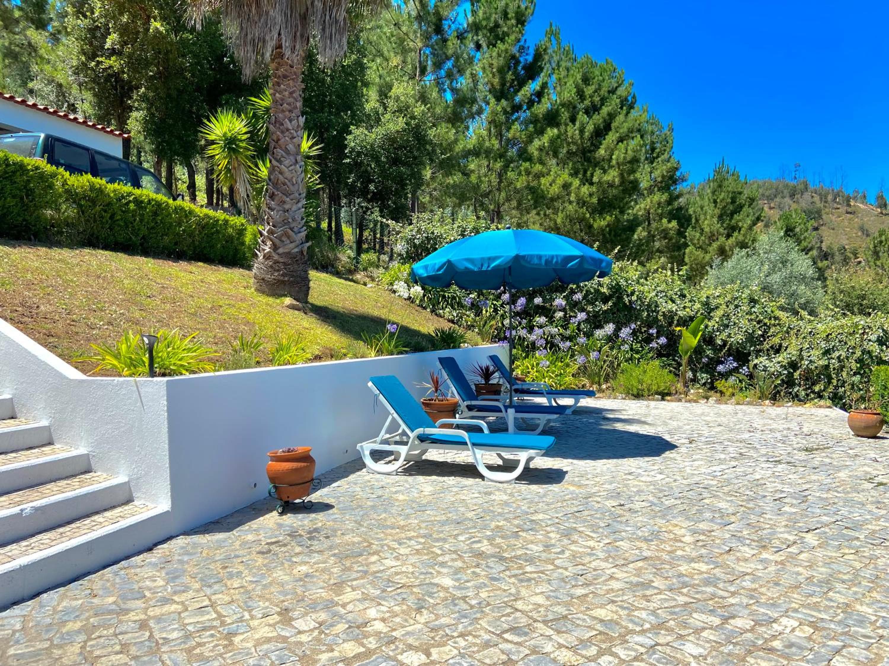 Lakeside Rest