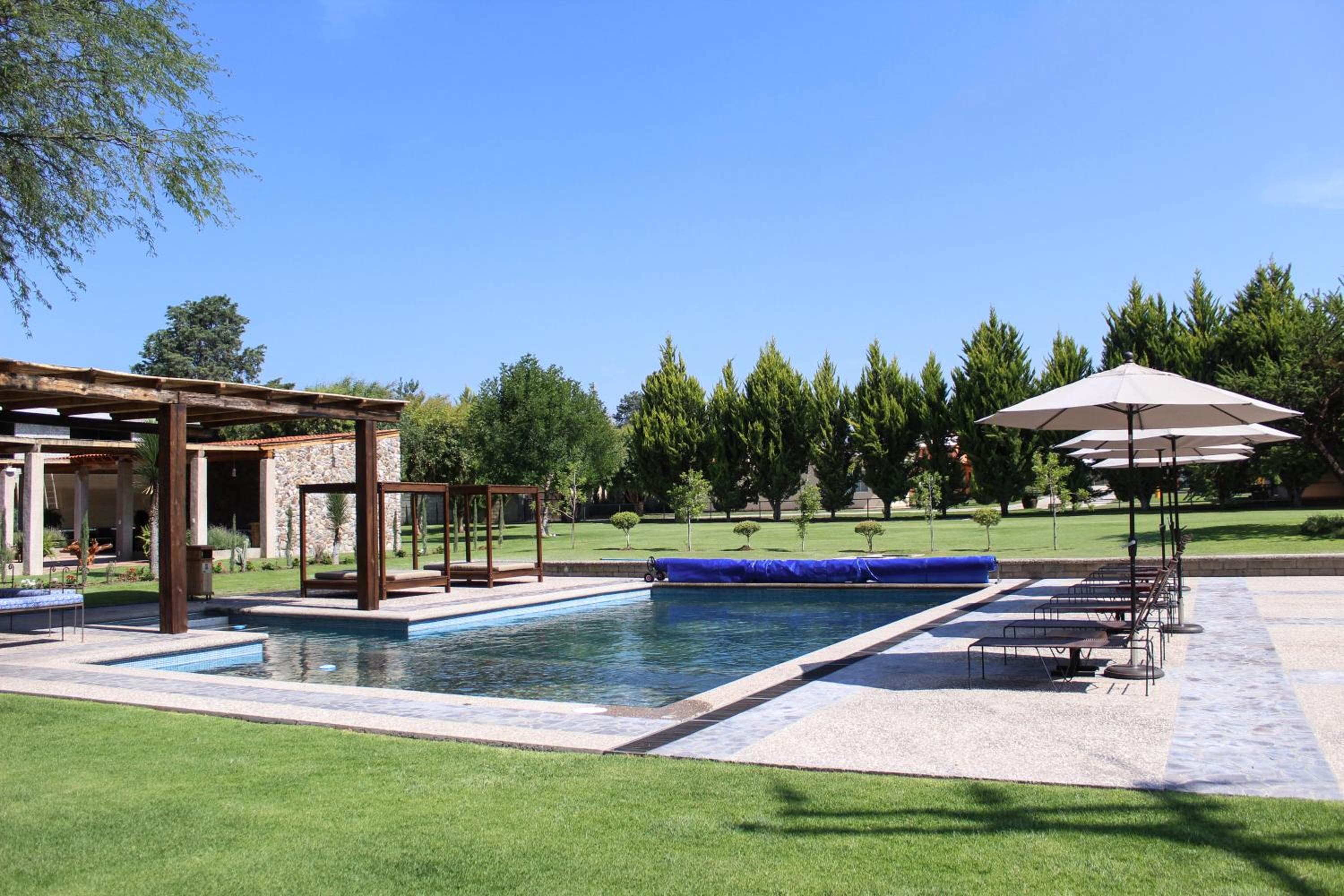 La Capilla Hotel